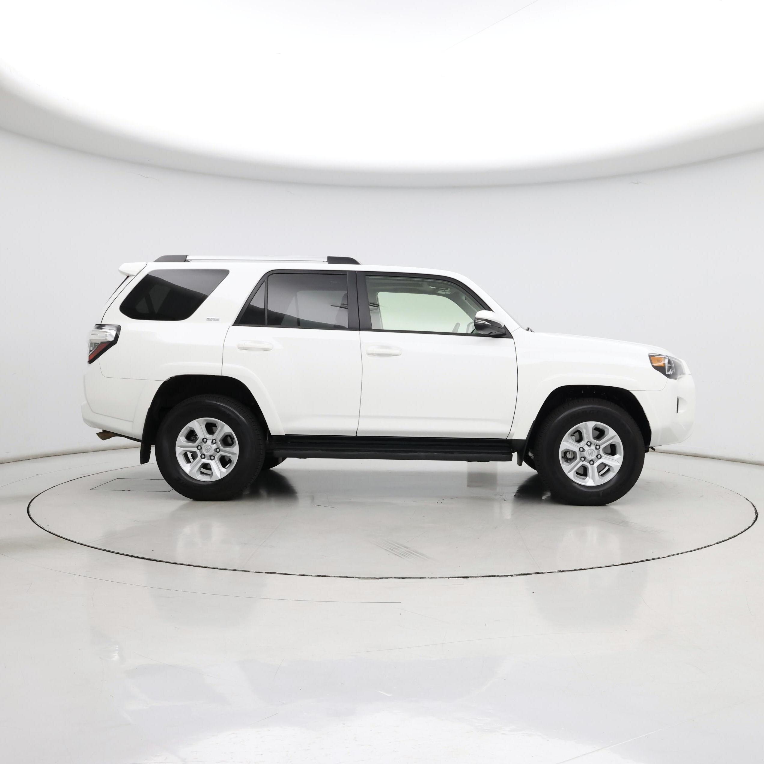 Thumbnail: 2023 Toyota 4Runner - 7