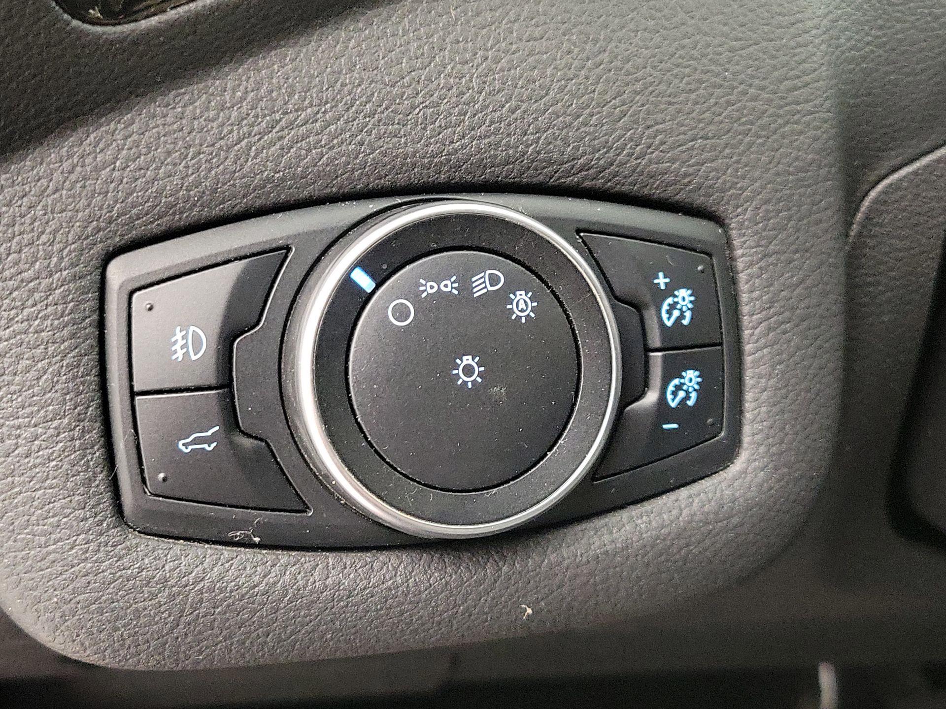 Thumbnail: 2017 Ford Escape - 13