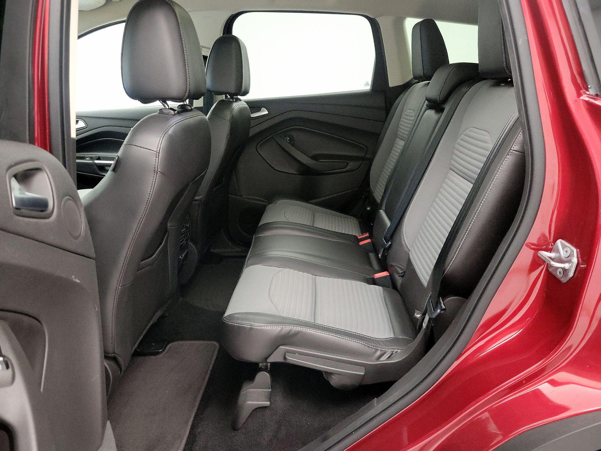 Thumbnail: 2017 Ford Escape - 20