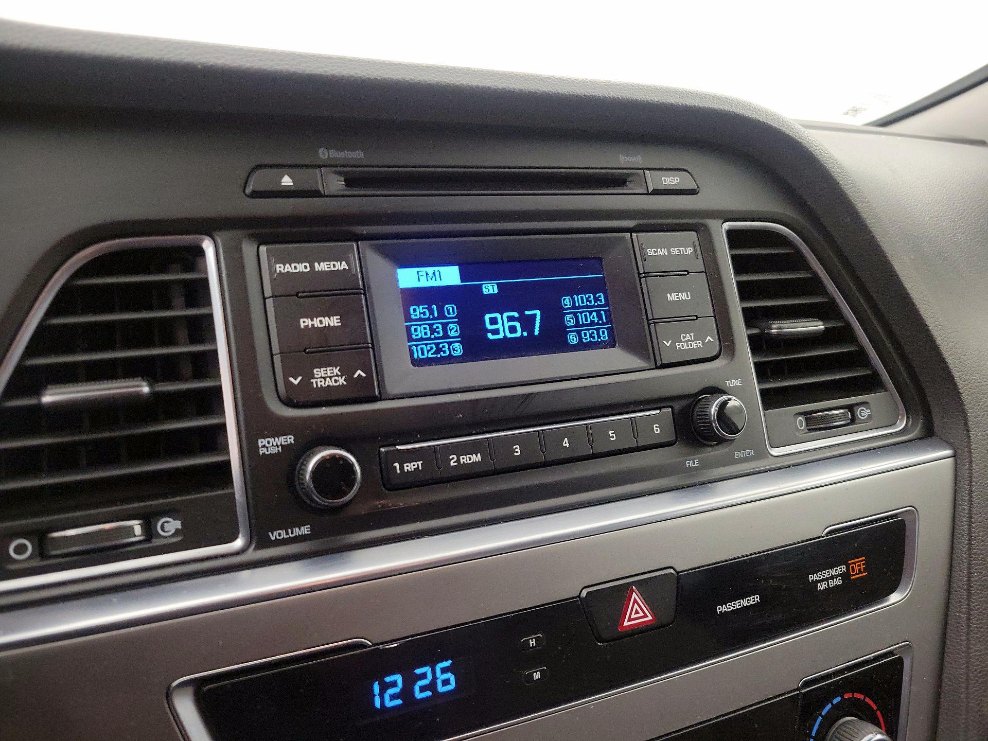 Thumbnail: 2015 Hyundai Sonata - 14