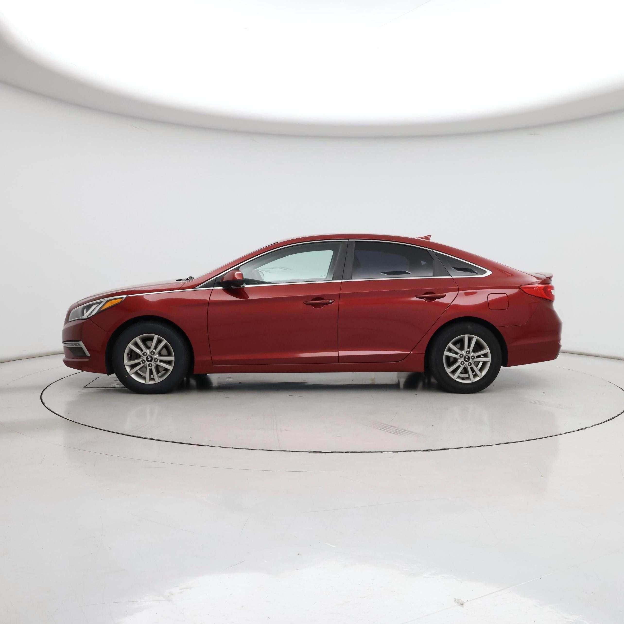 Thumbnail: 2015 Hyundai Sonata - 3