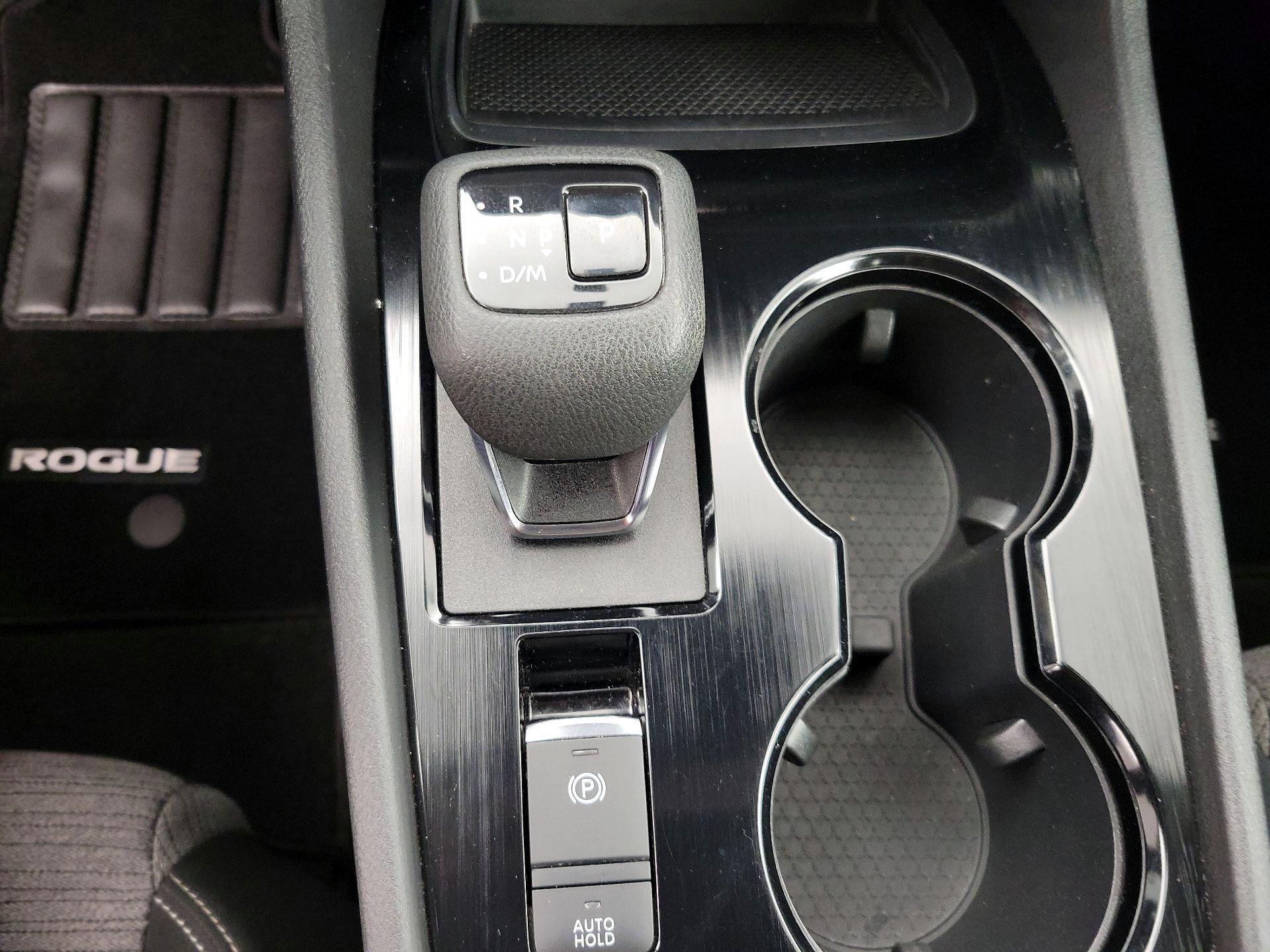 Thumbnail: 2021 Nissan Rogue - 17