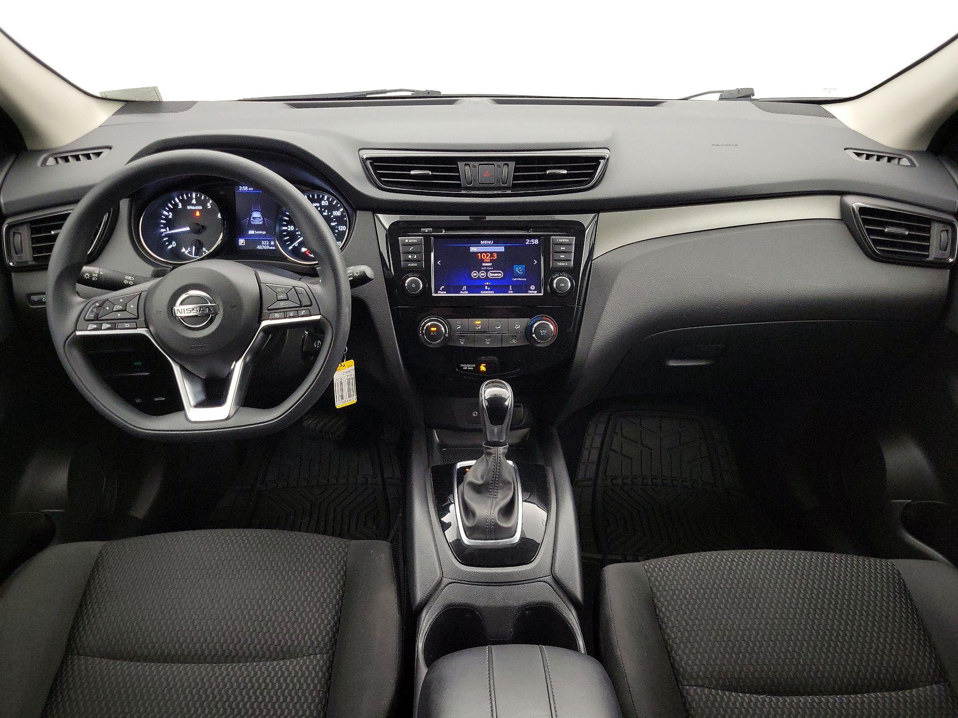 Thumbnail: 2019 Nissan Rogue Sport - 9