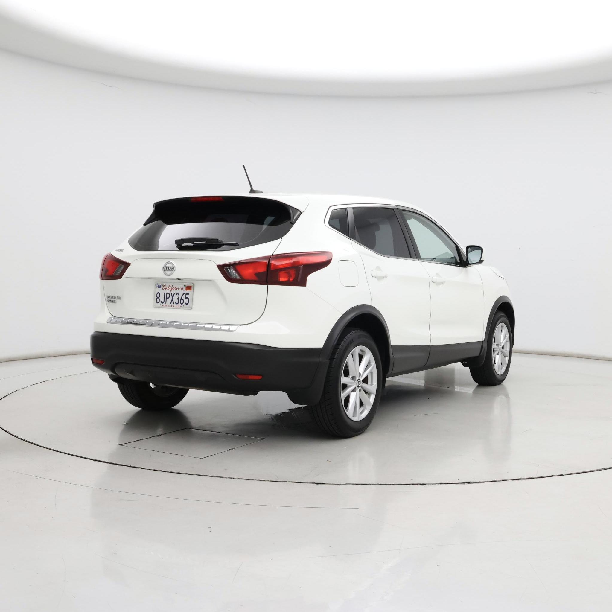 Thumbnail: 2019 Nissan Rogue Sport - 8