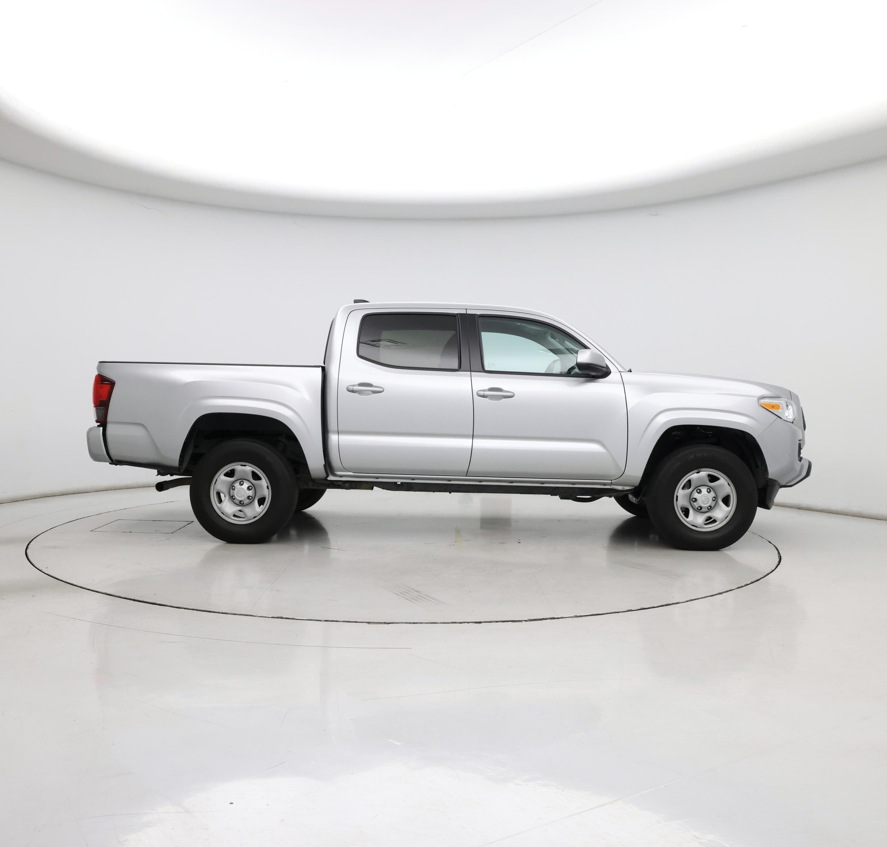 Thumbnail: 2022 Toyota Tacoma - 7
