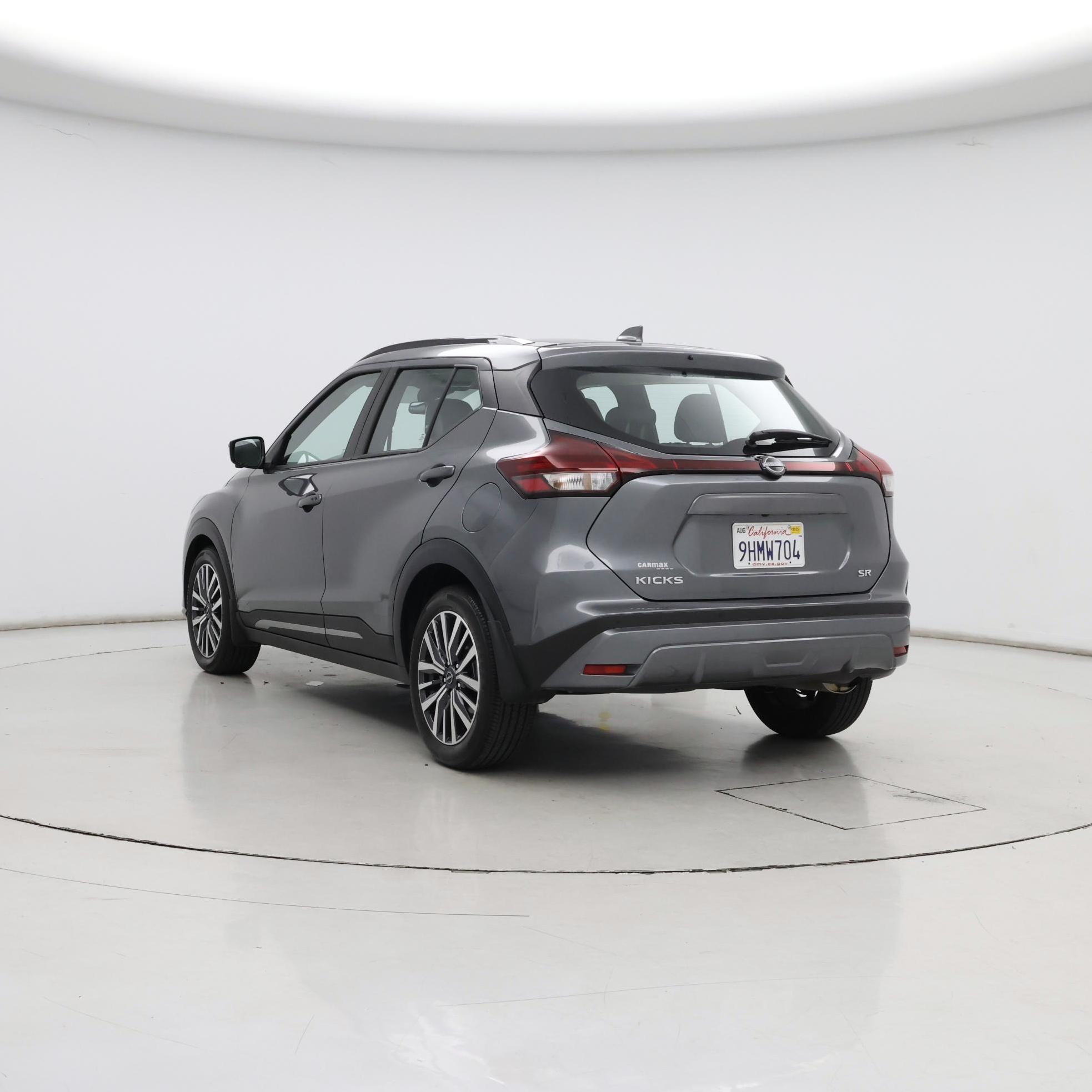 Thumbnail: 2023 Nissan Kicks - 2