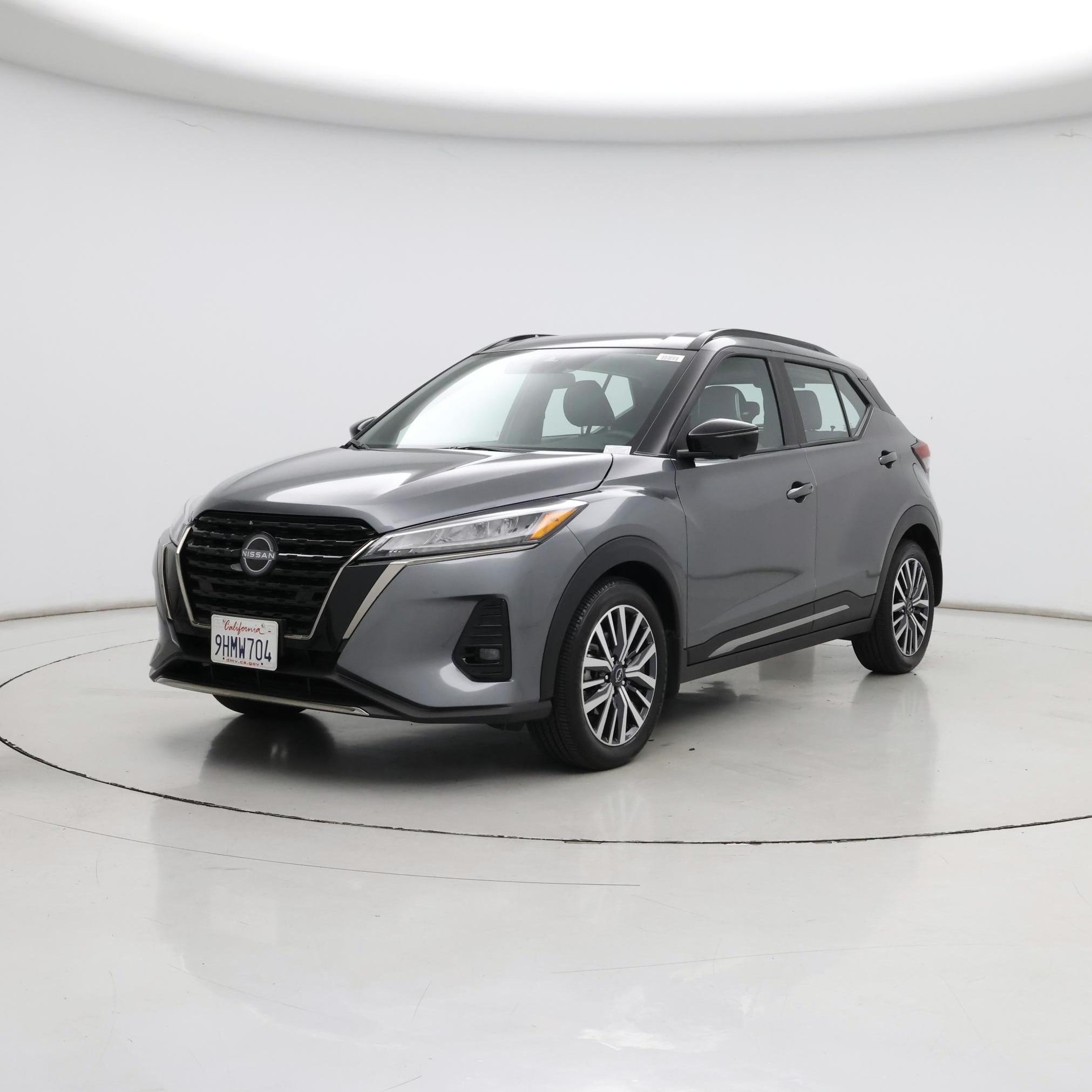 Thumbnail: 2023 Nissan Kicks - 4