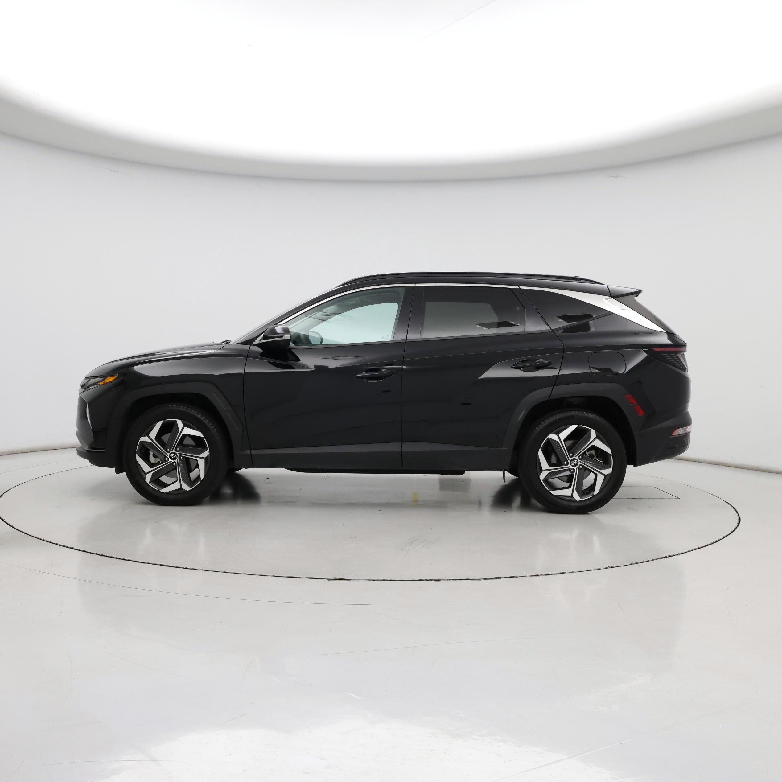 Thumbnail: 2022 Hyundai Tucson - 3