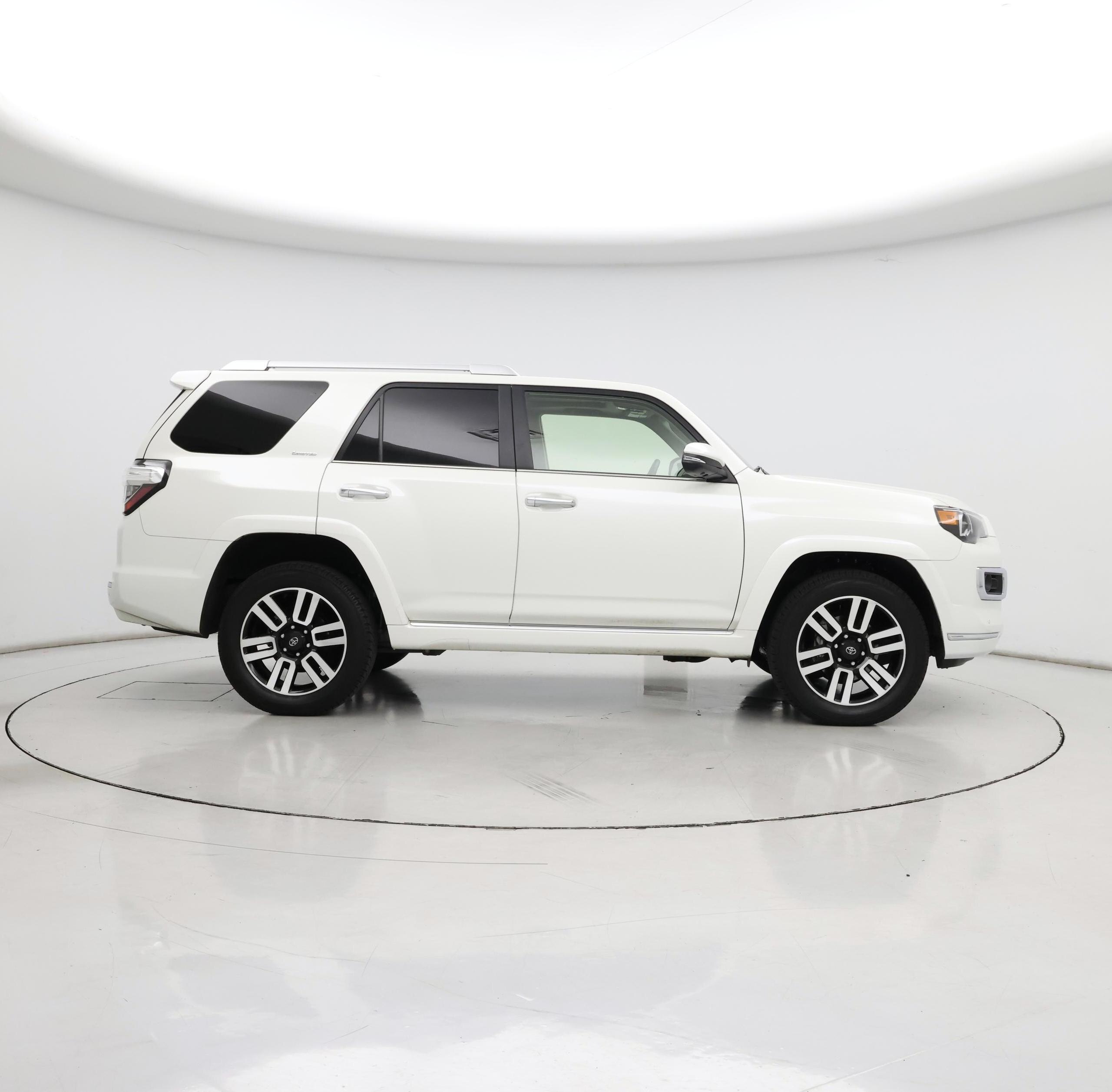 Thumbnail: 2023 Toyota 4Runner - 7