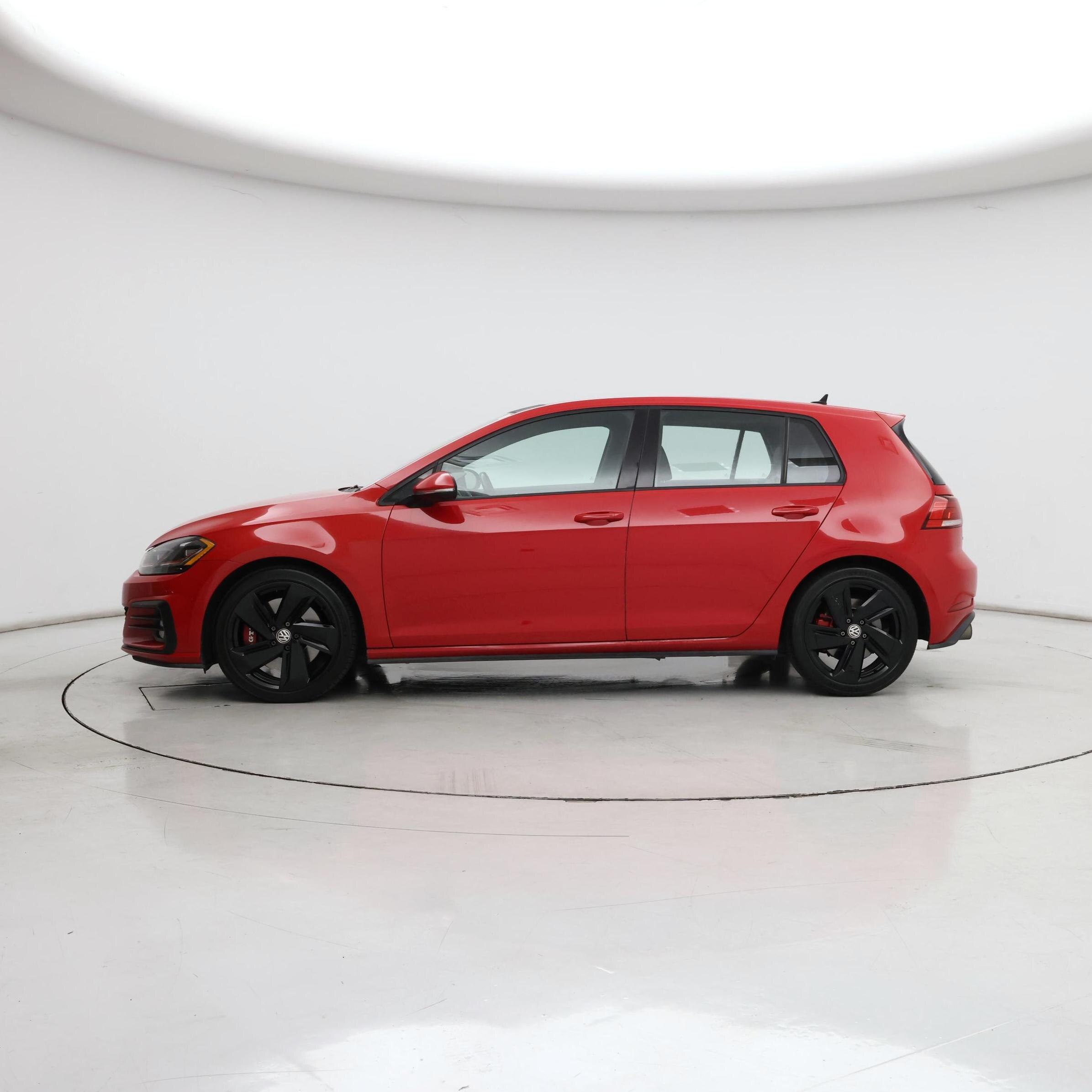 Thumbnail: 2018 Volkswagen Golf - 3