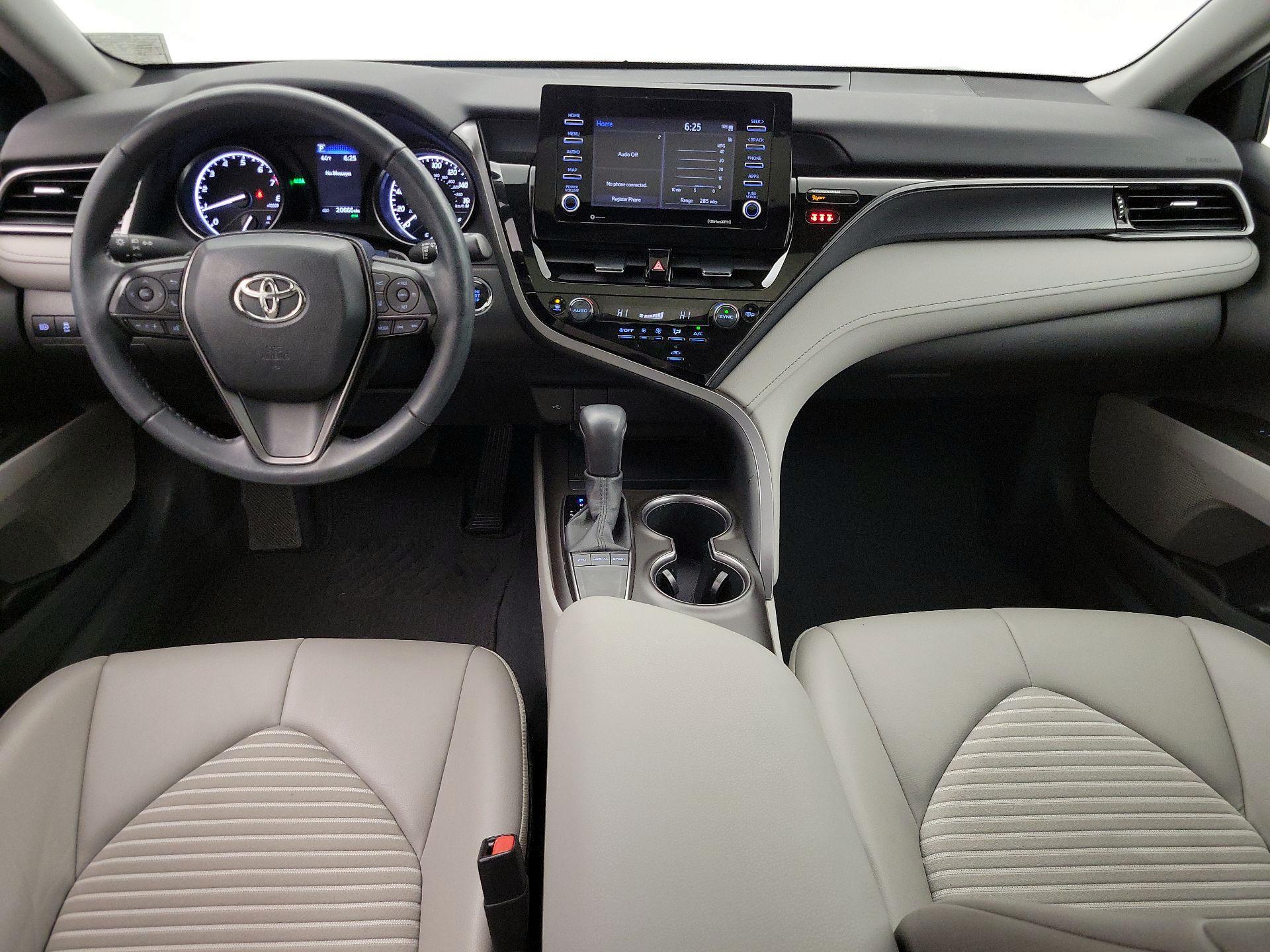 Thumbnail: 2022 Toyota Camry - 9
