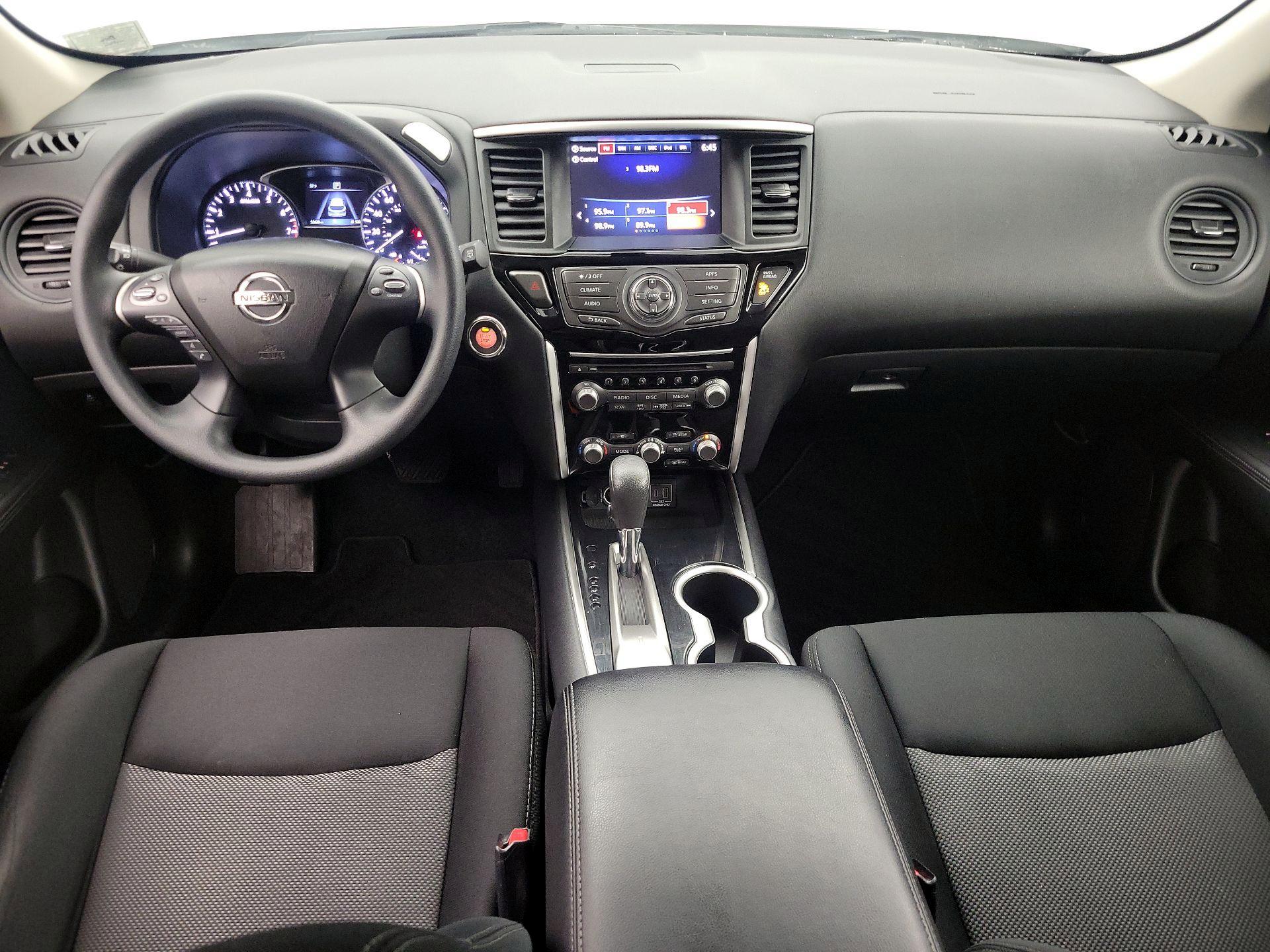 Thumbnail: 2019 Nissan Pathfinder - 9