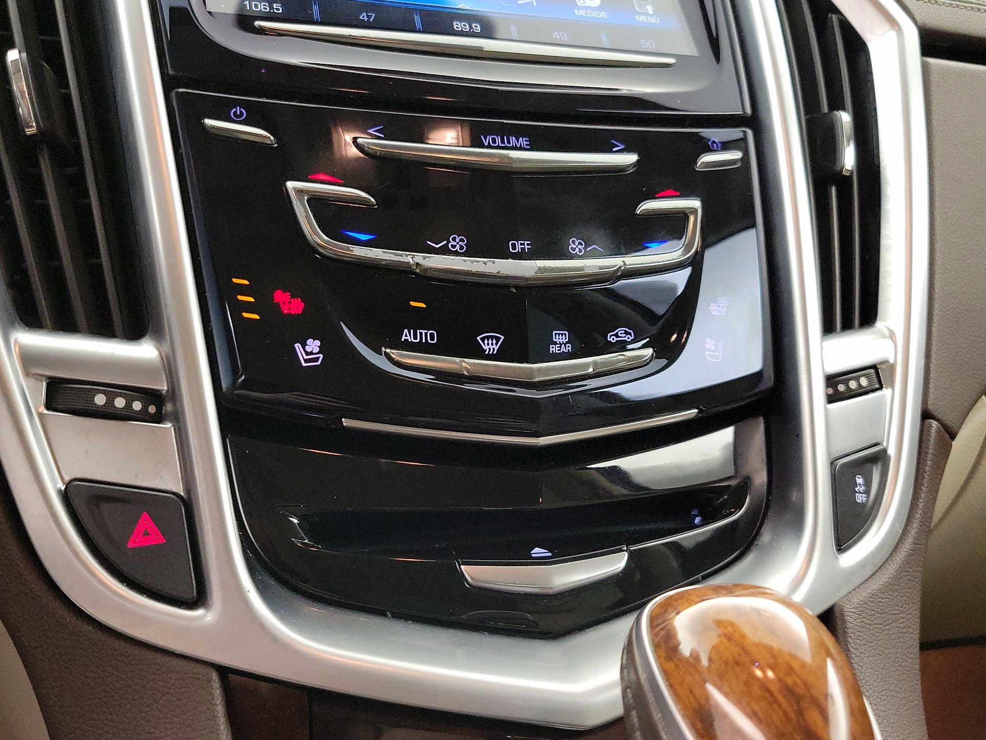 Thumbnail: 2016 Cadillac SRX - 16