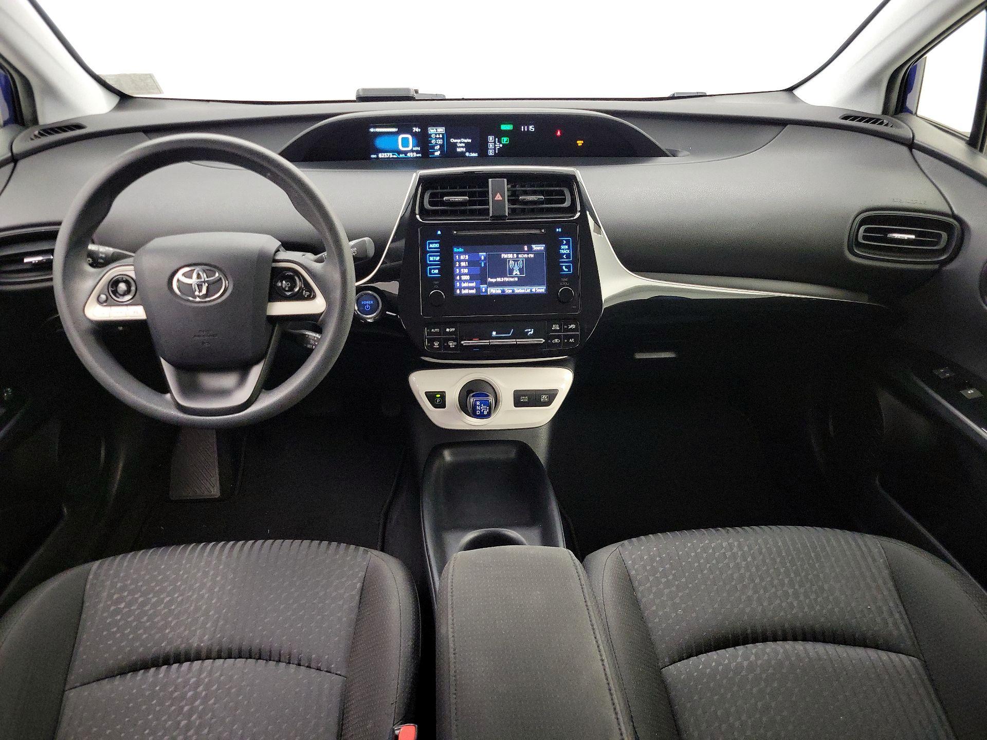 Thumbnail: 2016 Toyota Prius - 9