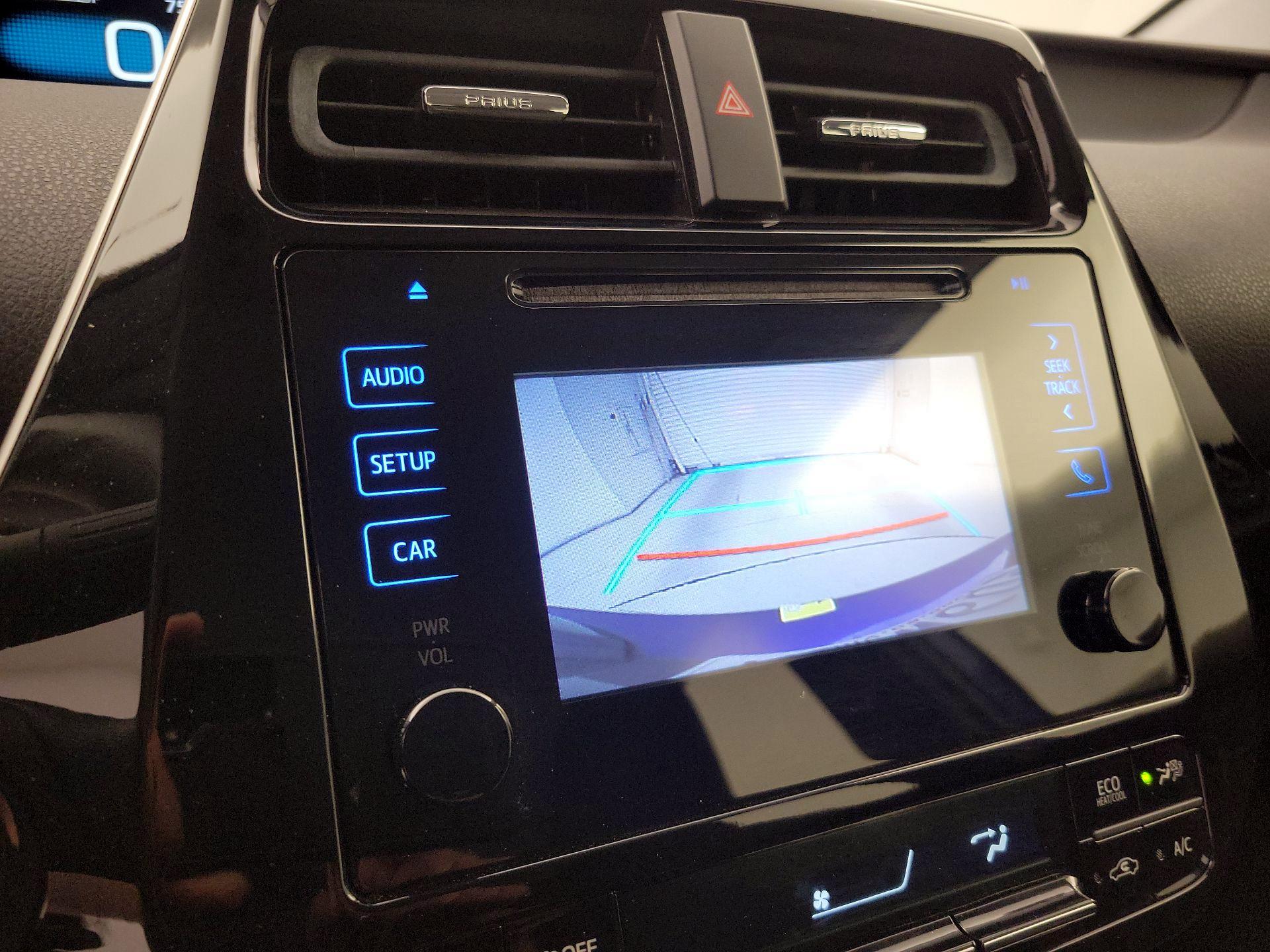 Thumbnail: 2016 Toyota Prius - 14