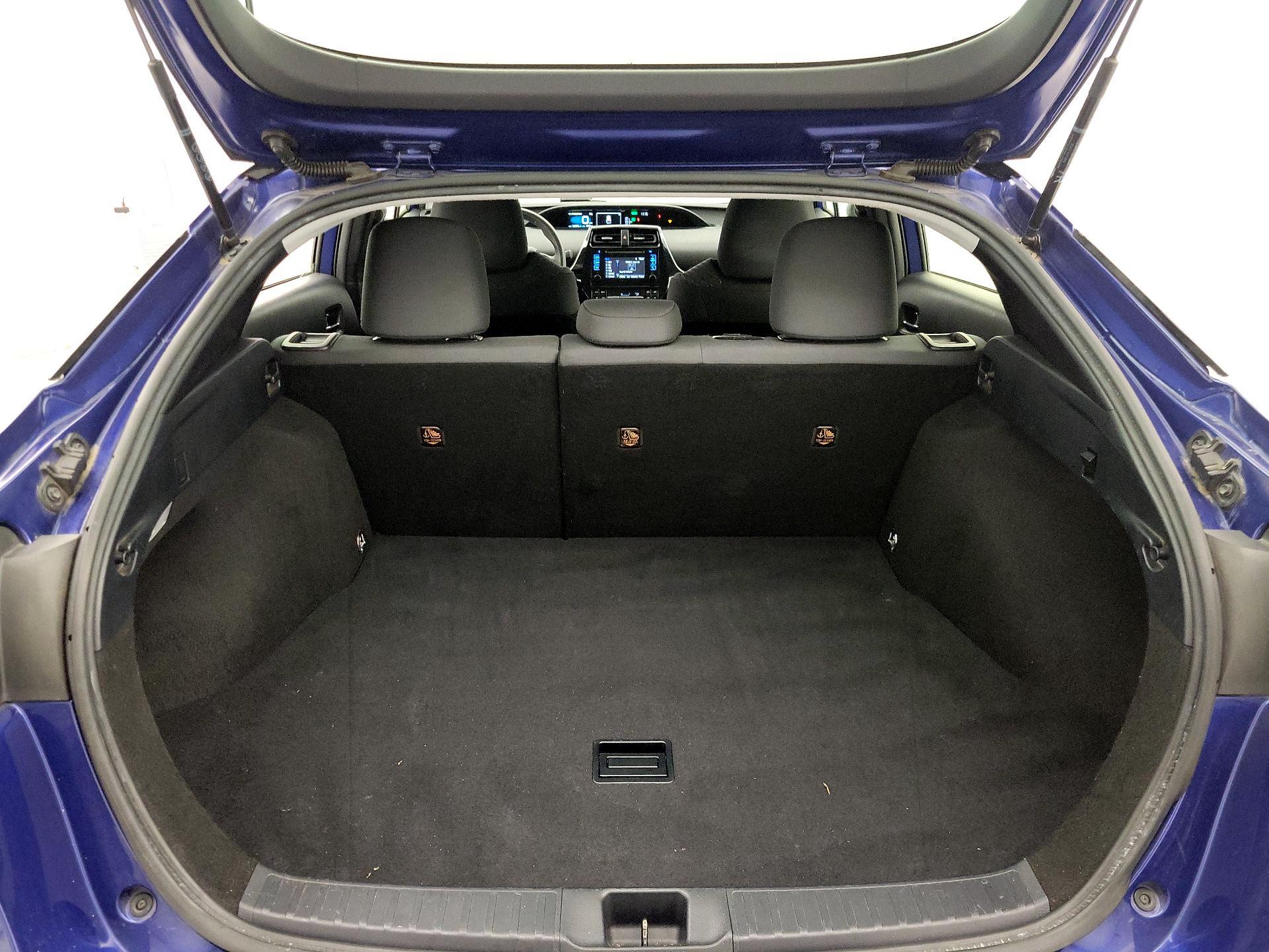 Thumbnail: 2016 Toyota Prius - 20
