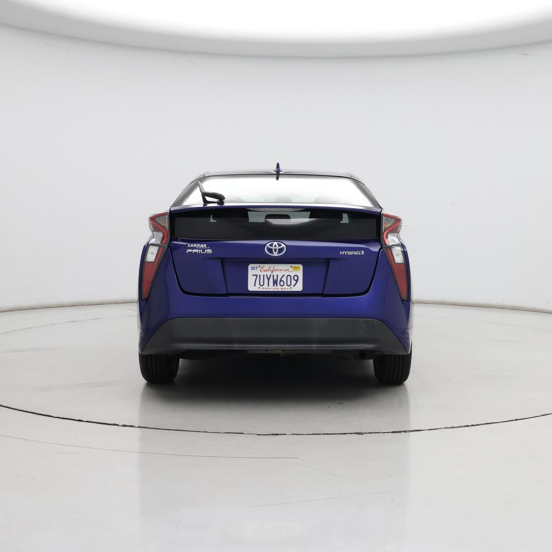 Thumbnail: 2016 Toyota Prius - 6