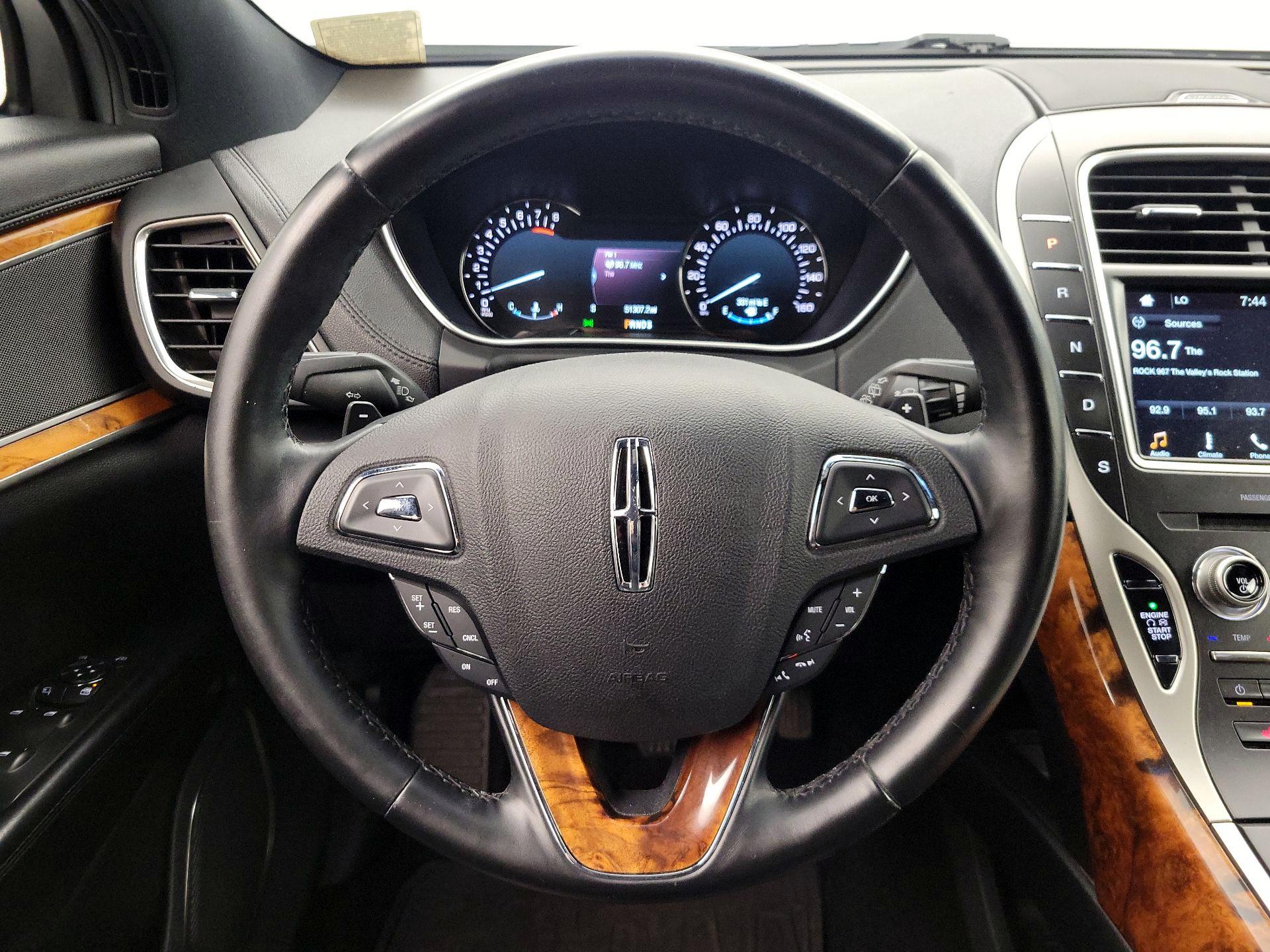 Thumbnail: 2016 Lincoln MKX - 10