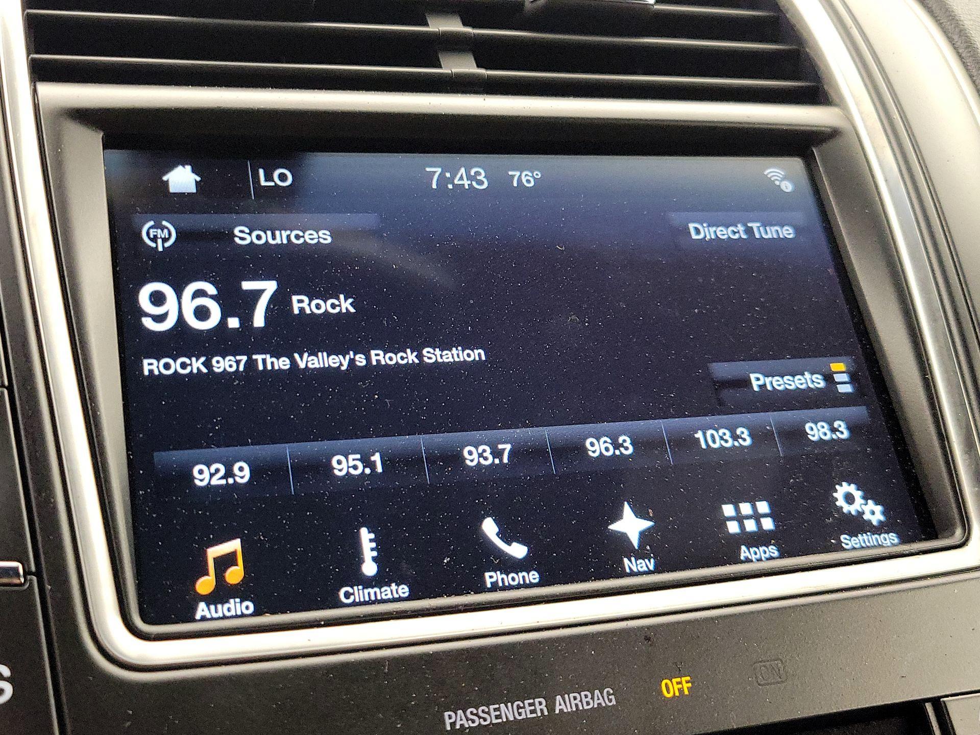 Thumbnail: 2016 Lincoln MKX - 16