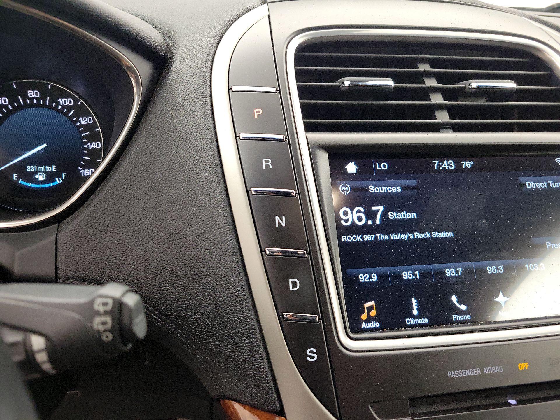 Thumbnail: 2016 Lincoln MKX - 18