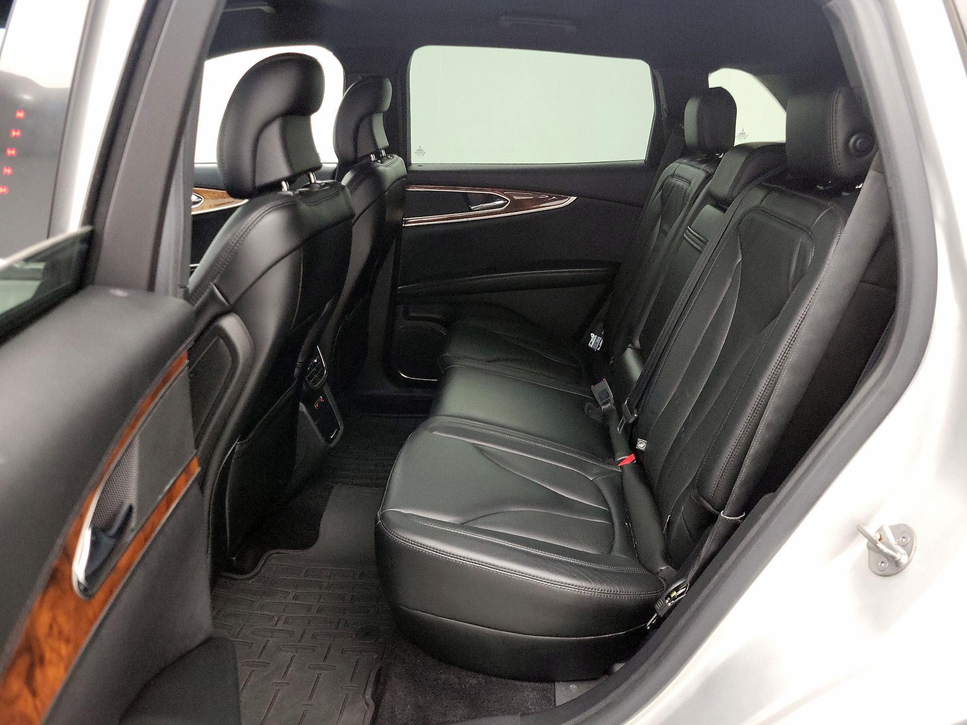 Thumbnail: 2016 Lincoln MKX - 20
