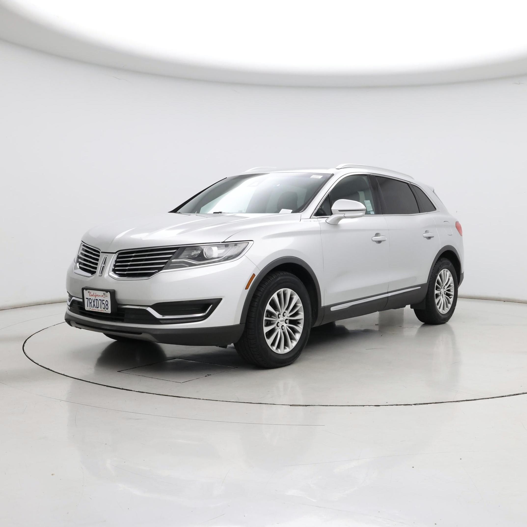 Thumbnail: 2016 Lincoln MKX - 4