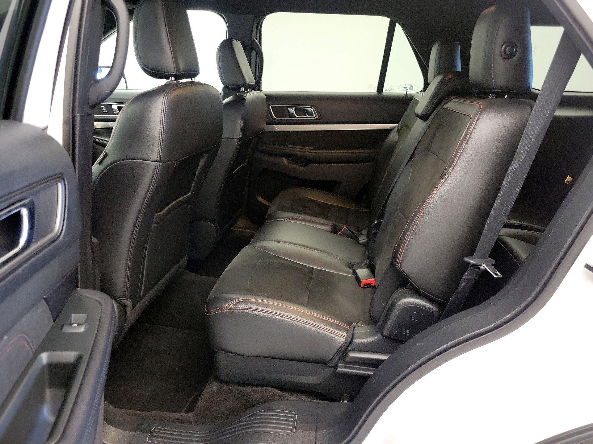 Thumbnail: 2018 Ford Explorer - 20