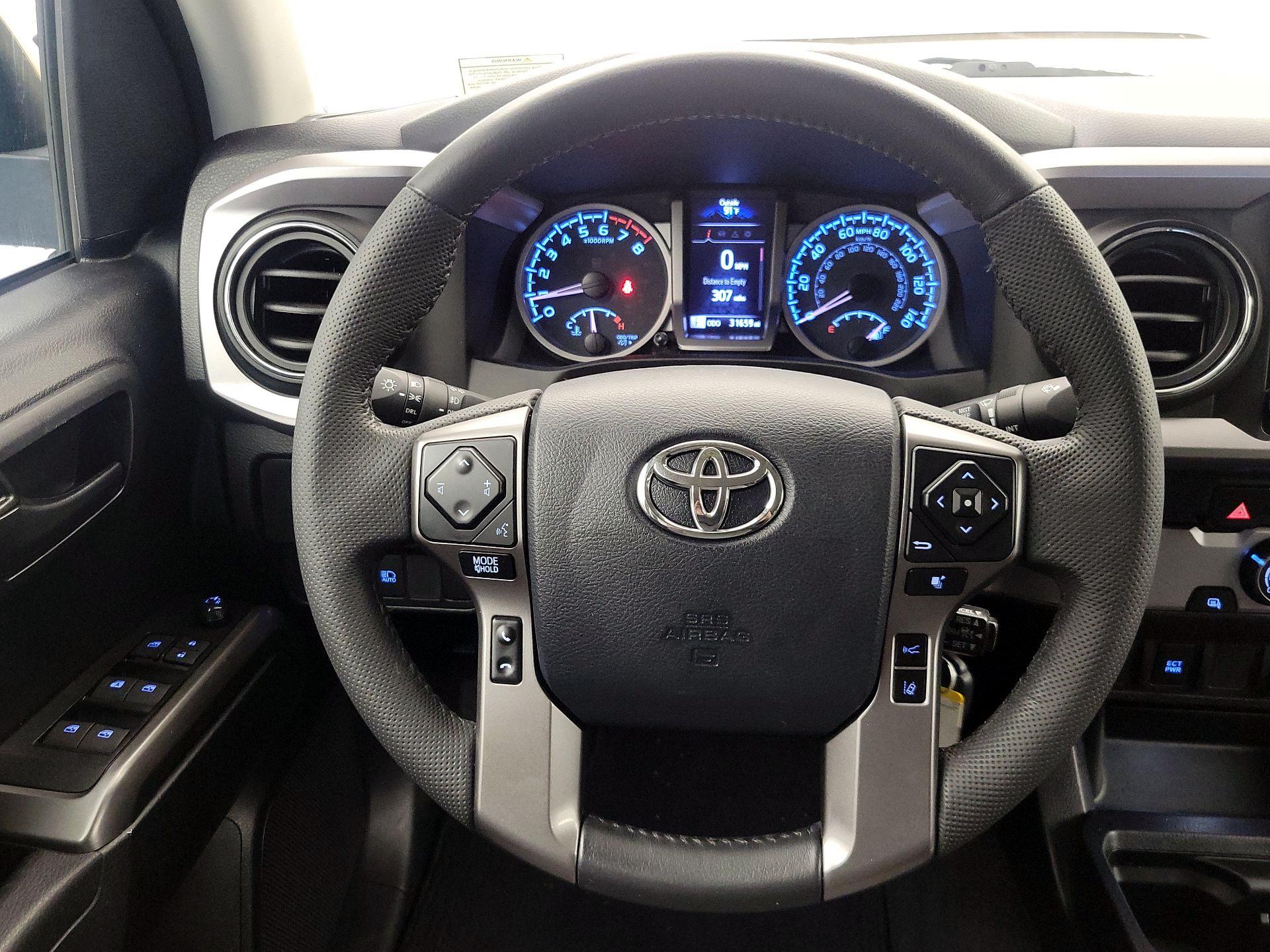 Thumbnail: 2020 Toyota Tacoma - 10