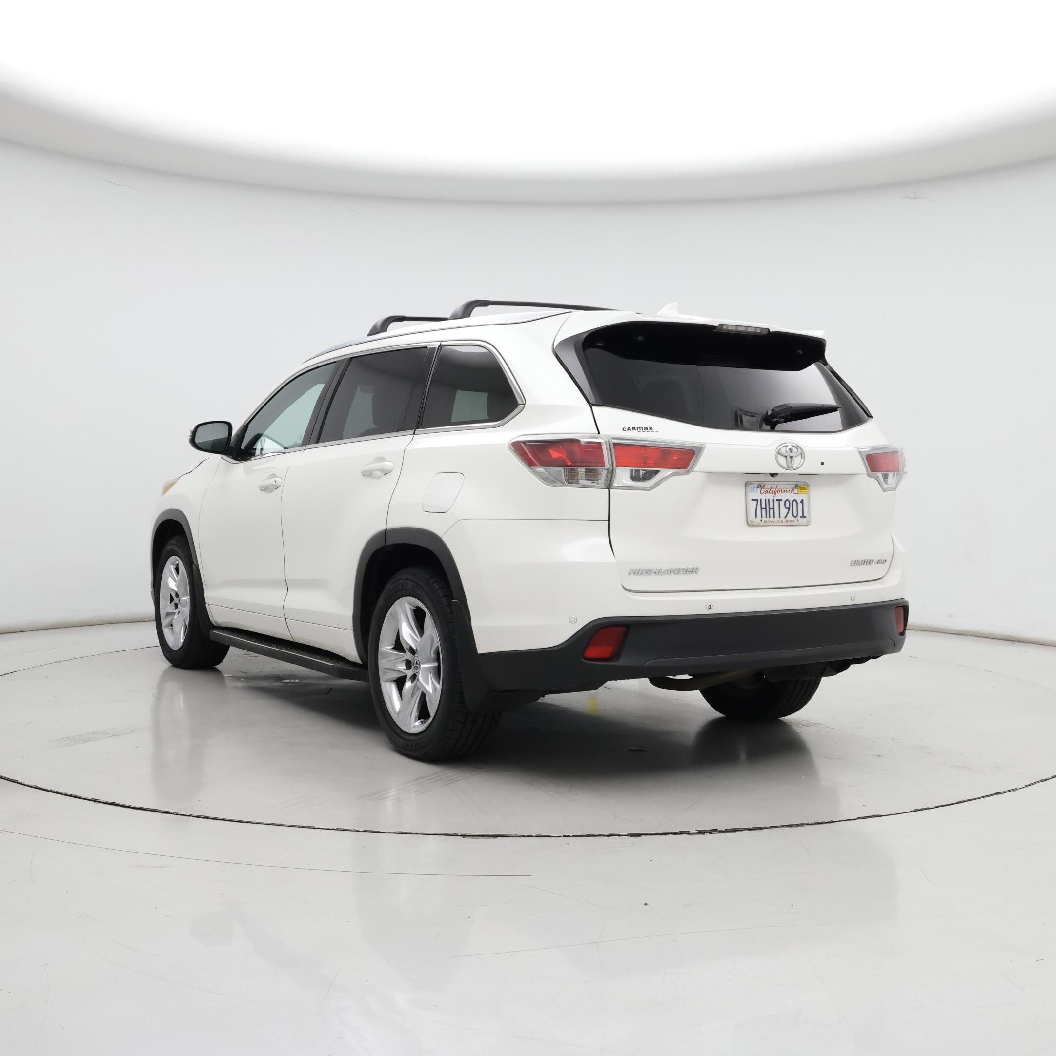 Thumbnail: 2015 Toyota Highlander - 2