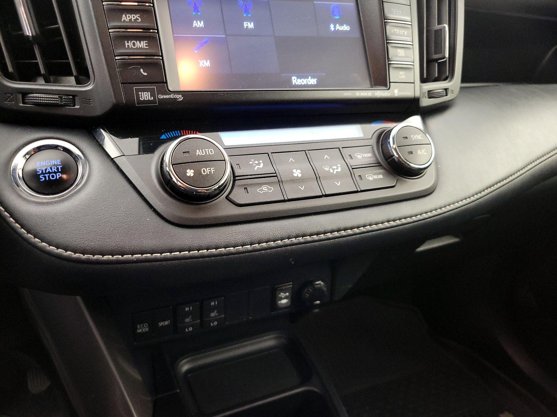 Thumbnail: 2018 Toyota RAV4 - 16