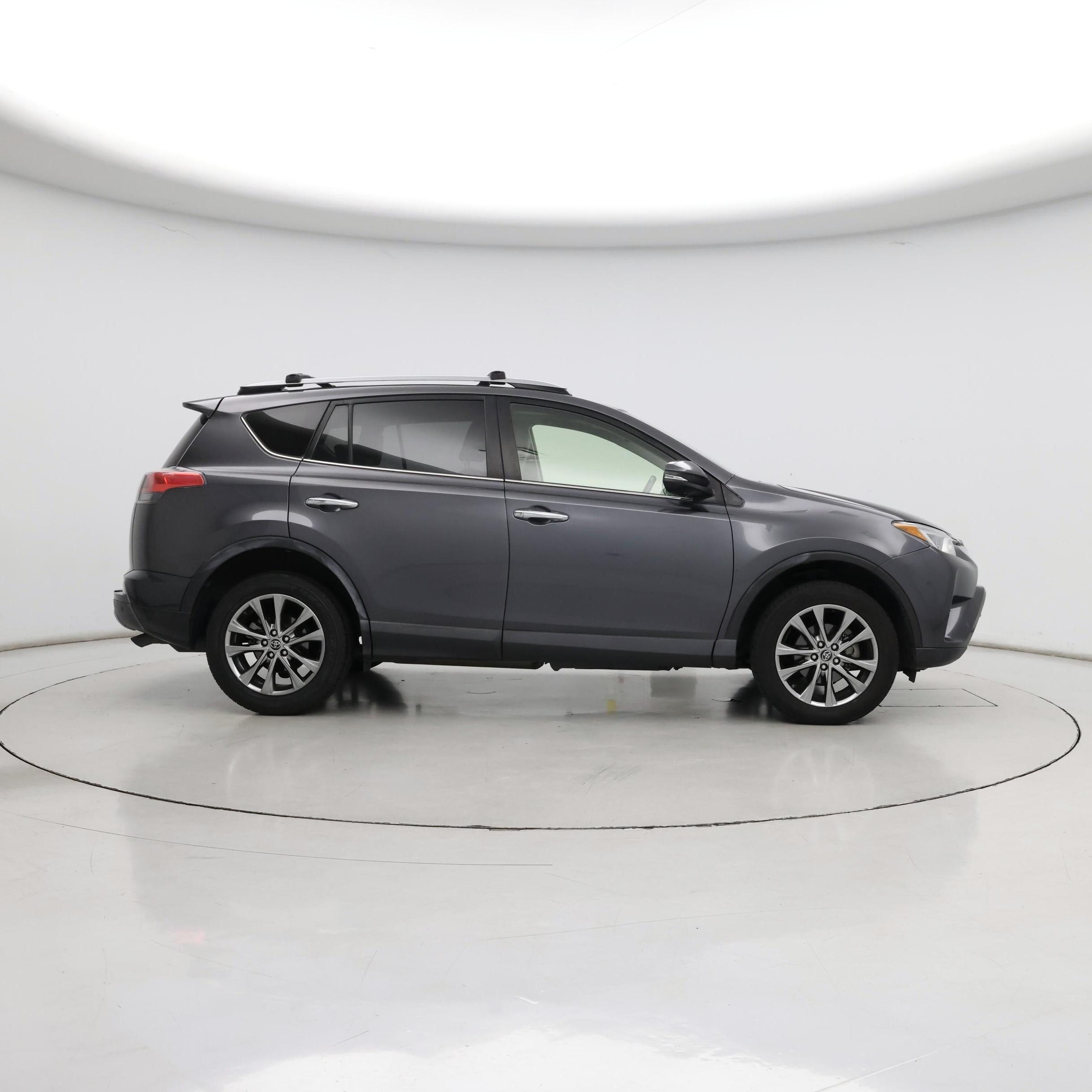 Thumbnail: 2018 Toyota RAV4 - 7