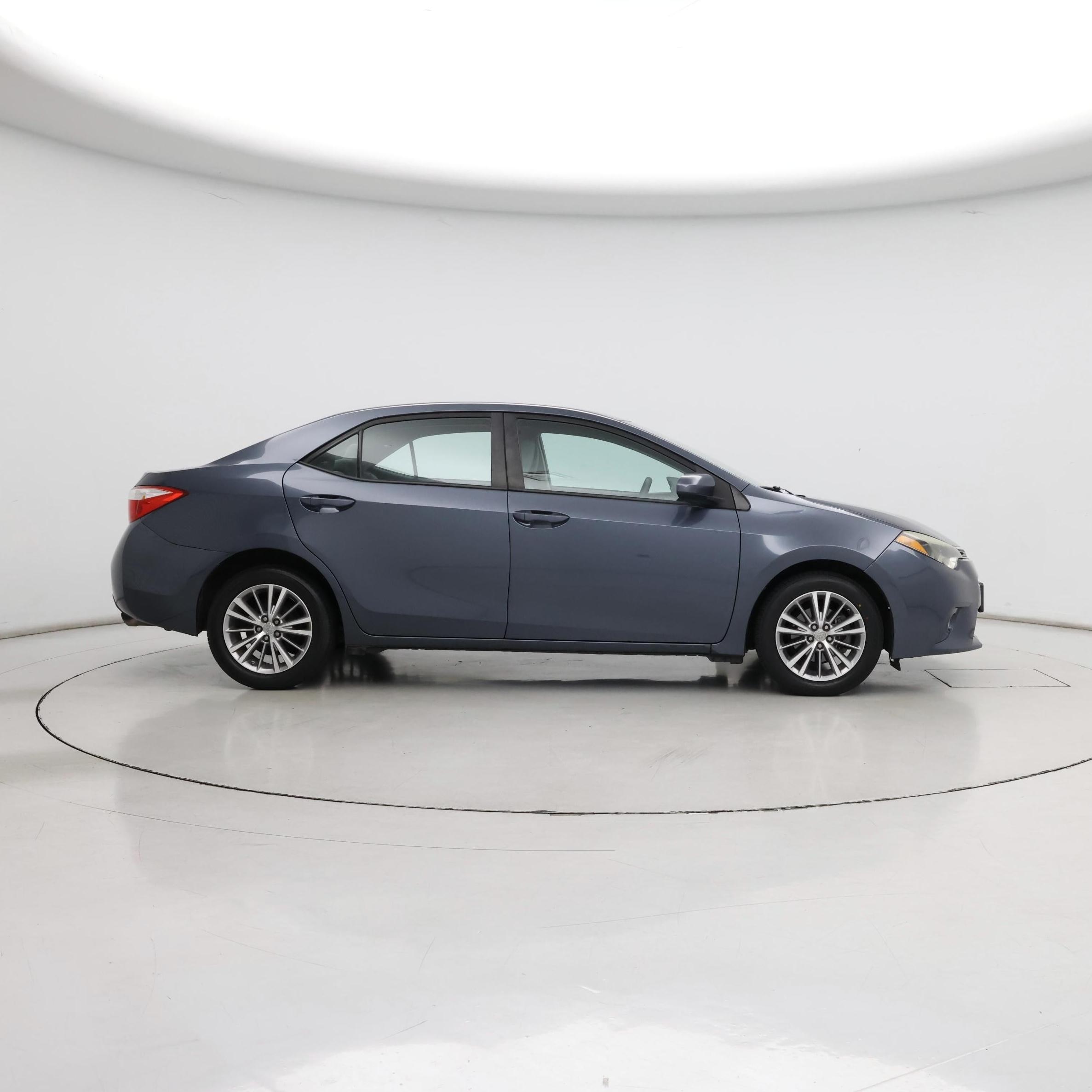 Thumbnail: 2015 Toyota Corolla - 7