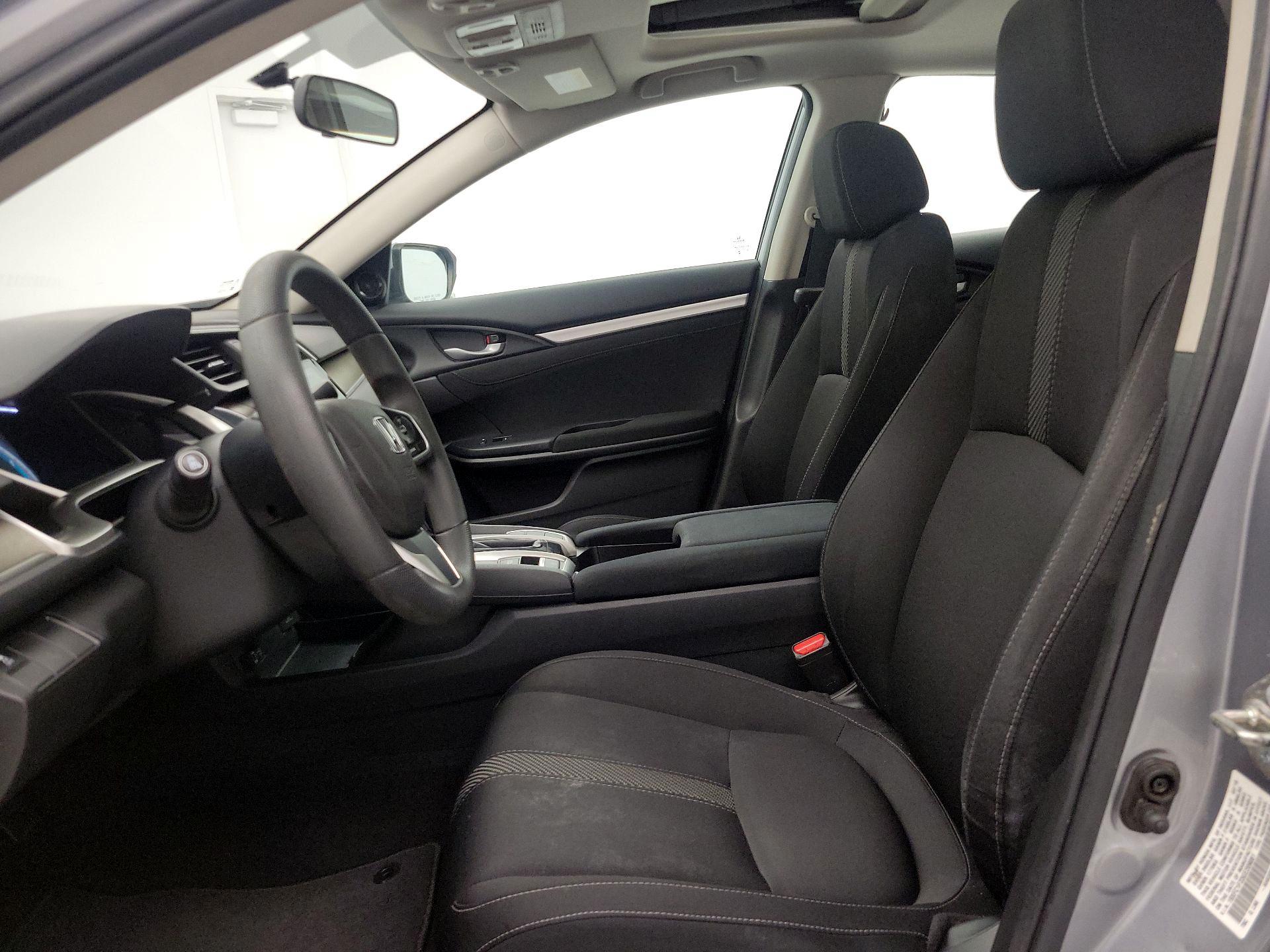 Thumbnail: 2016 Honda Civic - 11