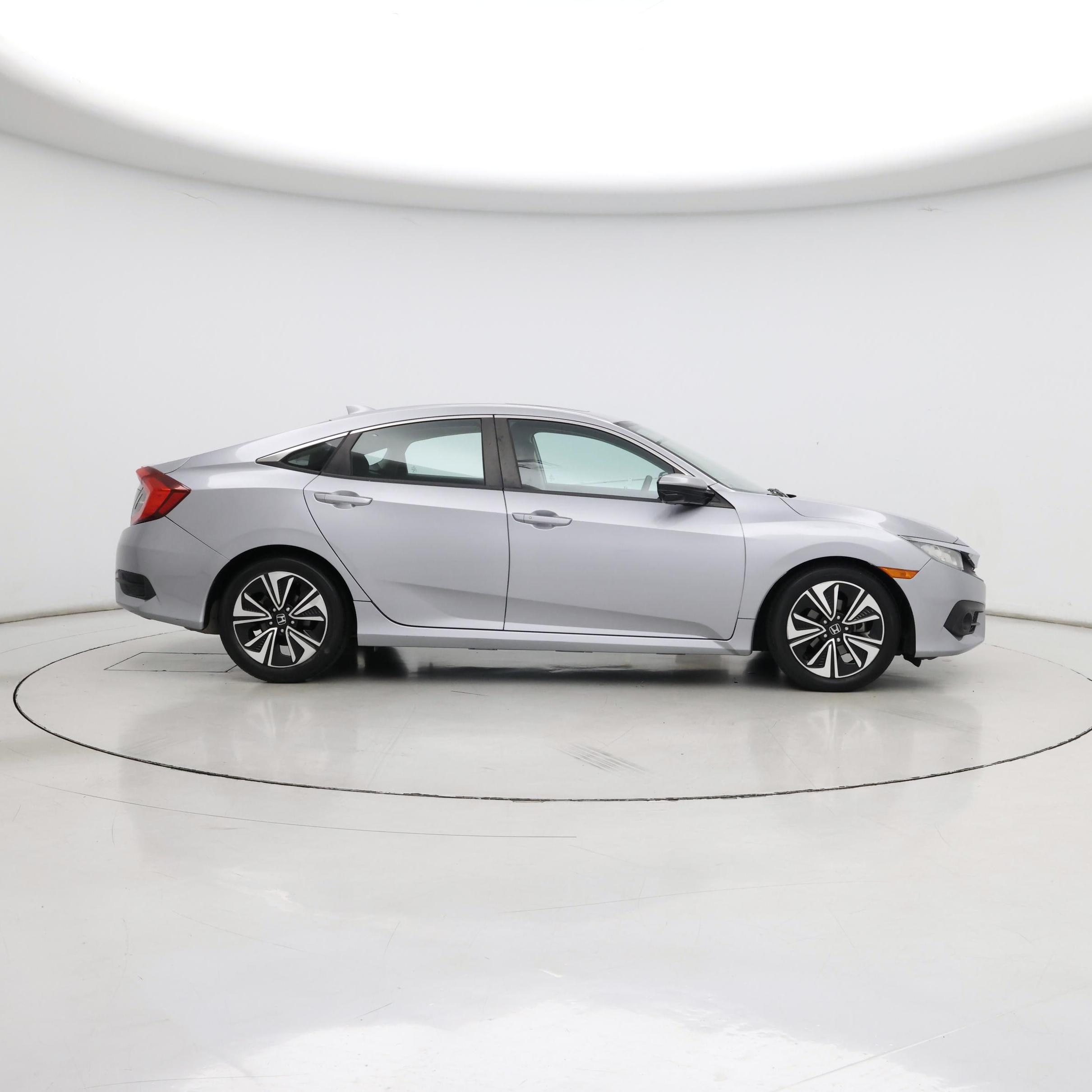 Thumbnail: 2016 Honda Civic - 7