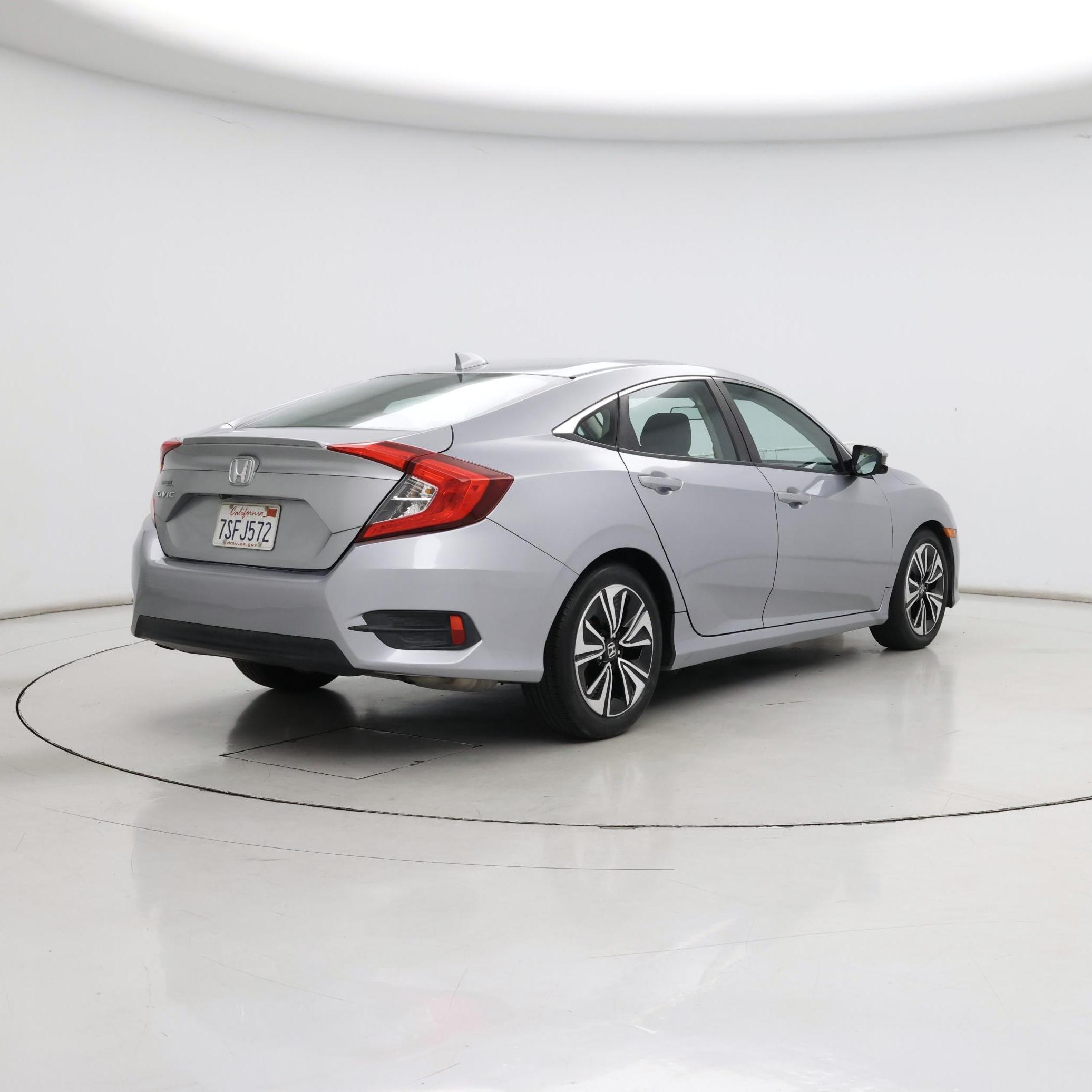 Thumbnail: 2016 Honda Civic - 8