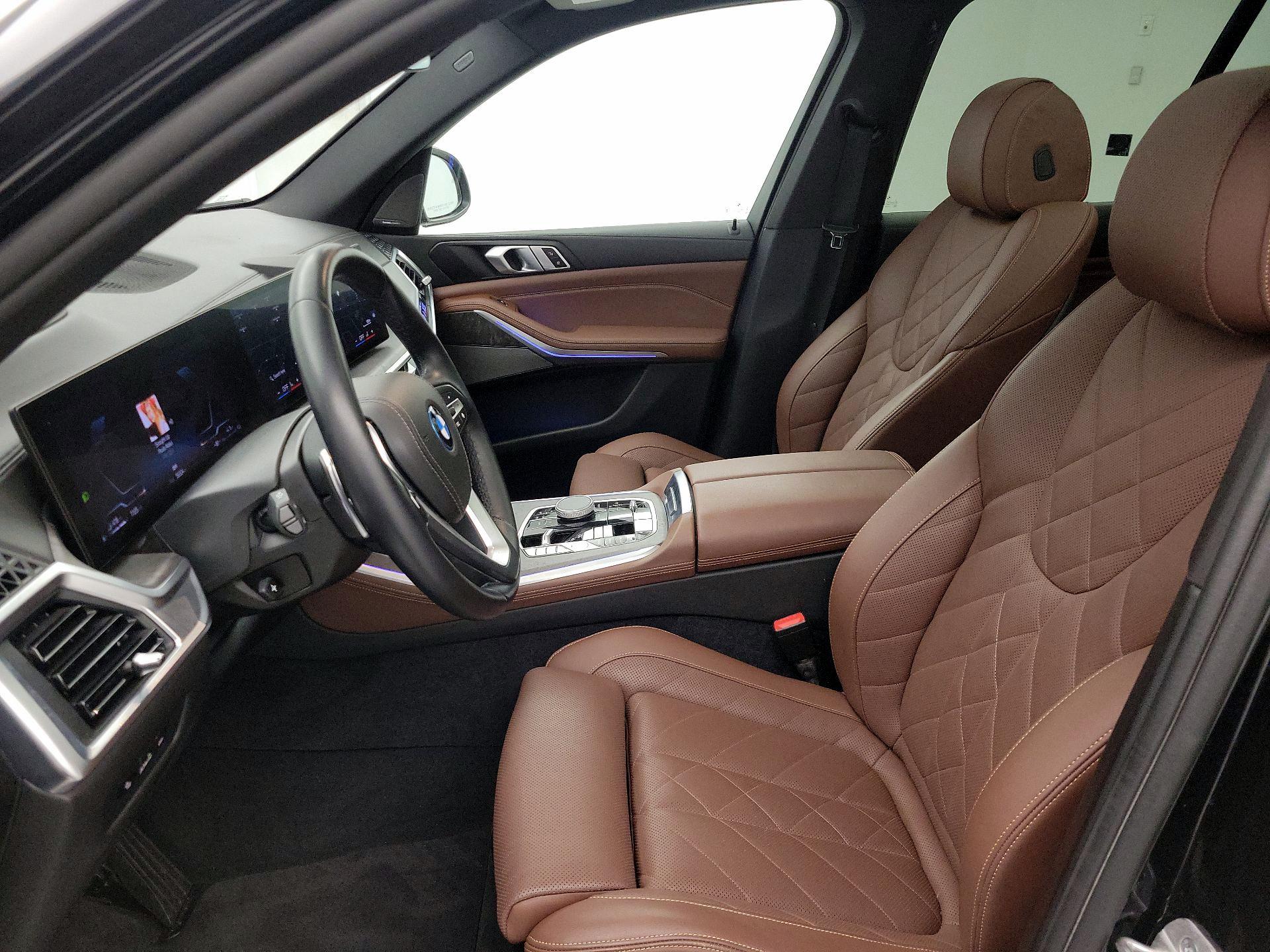 Thumbnail: 2024 BMW X5 - 11