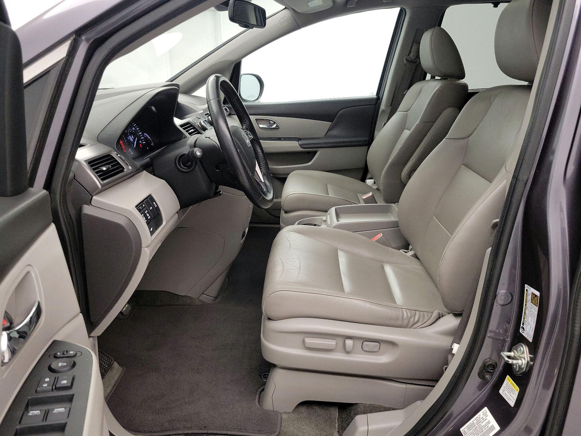 Thumbnail: 2015 Honda Odyssey - 11