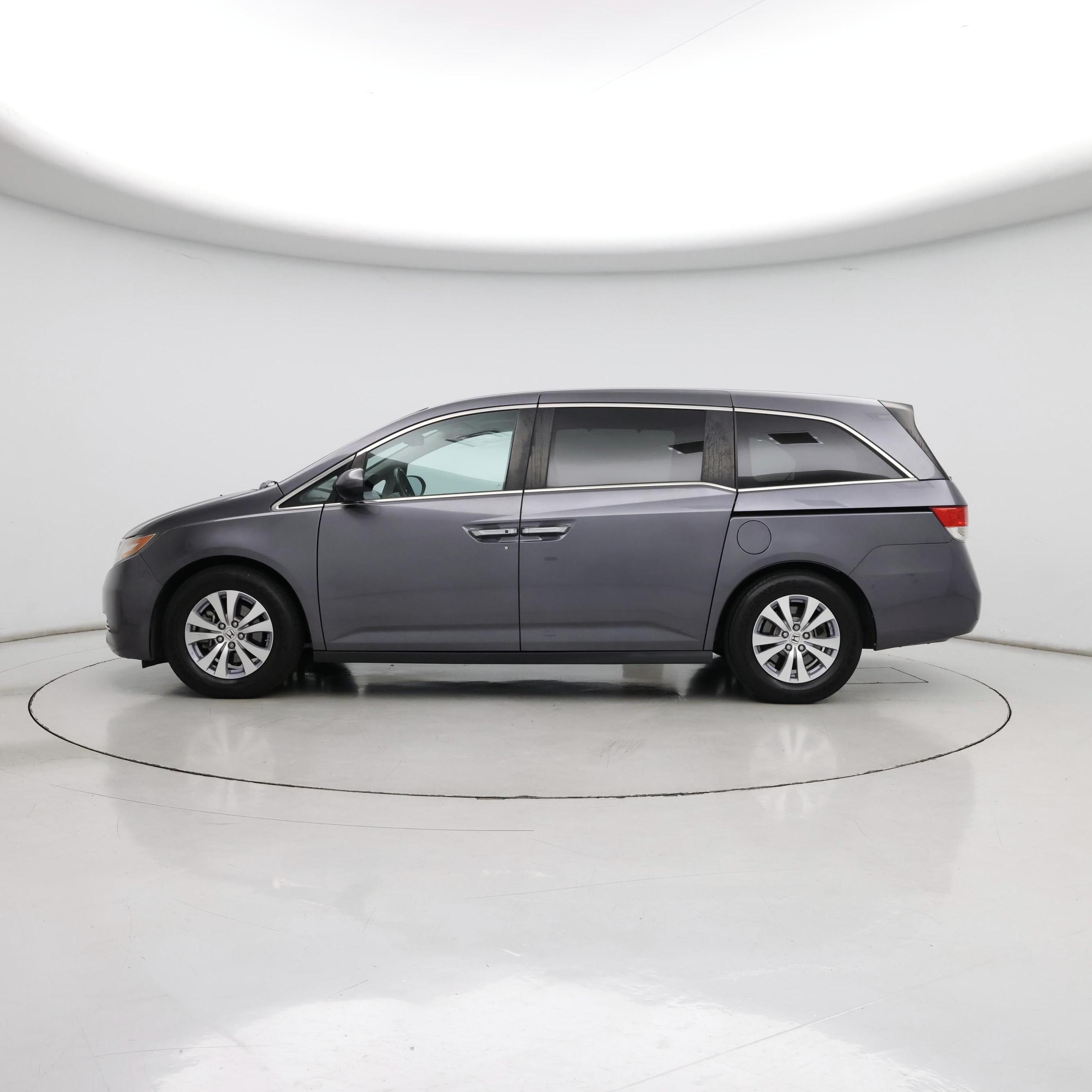 Thumbnail: 2015 Honda Odyssey - 3
