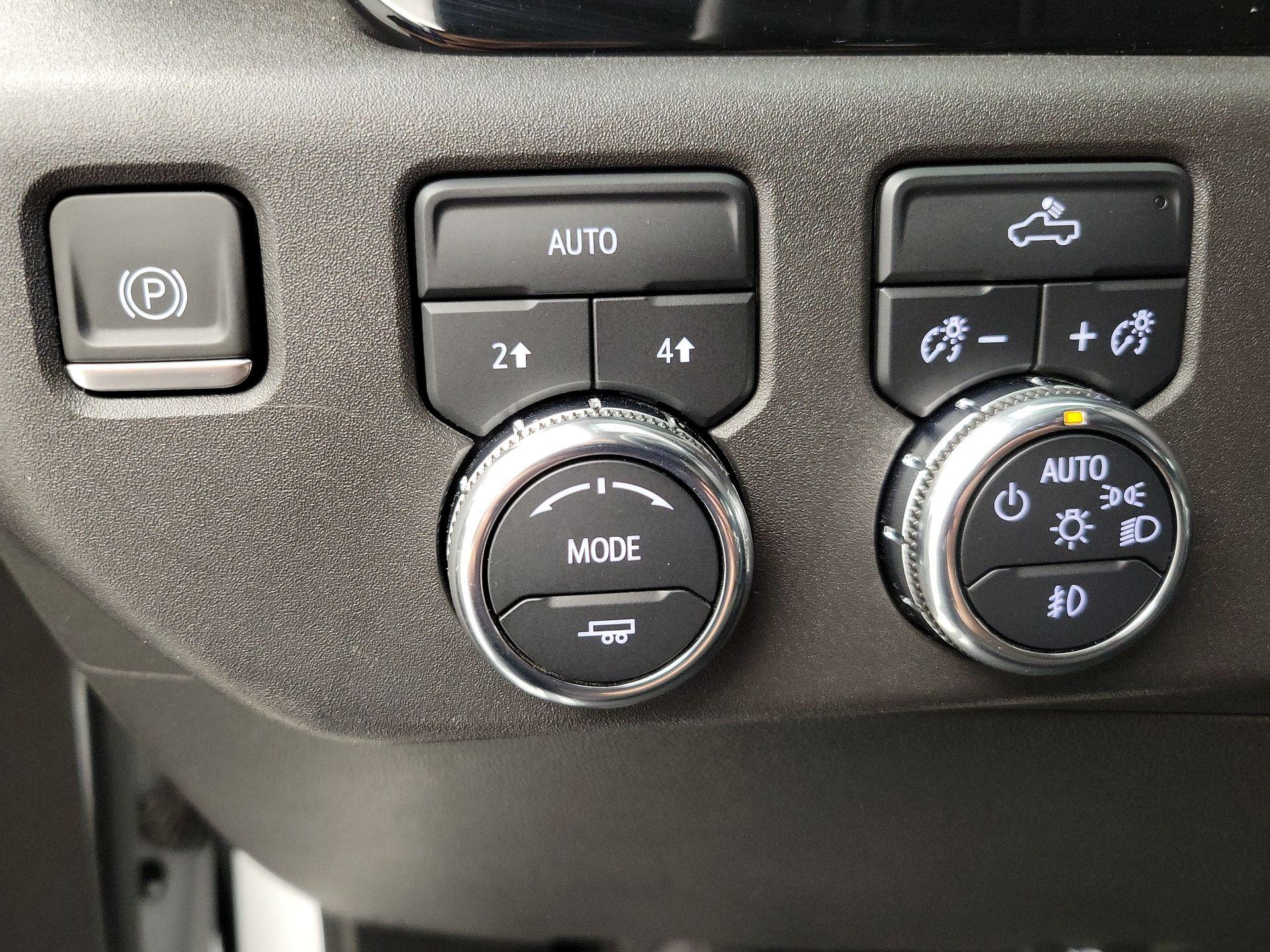 Thumbnail: 2024 GMC Sierra 1500 - 13