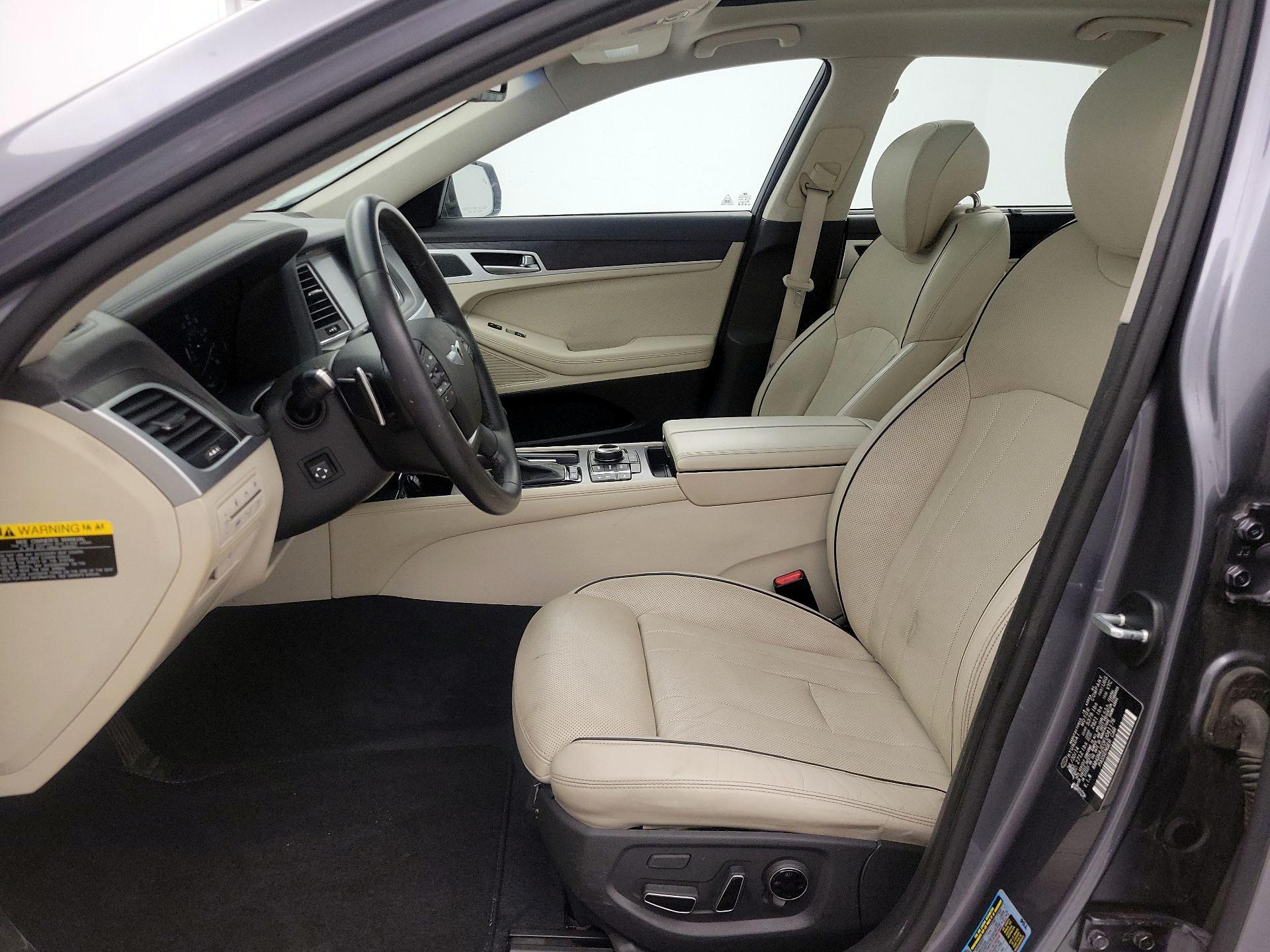 Thumbnail: 2015 Hyundai Genesis - 11