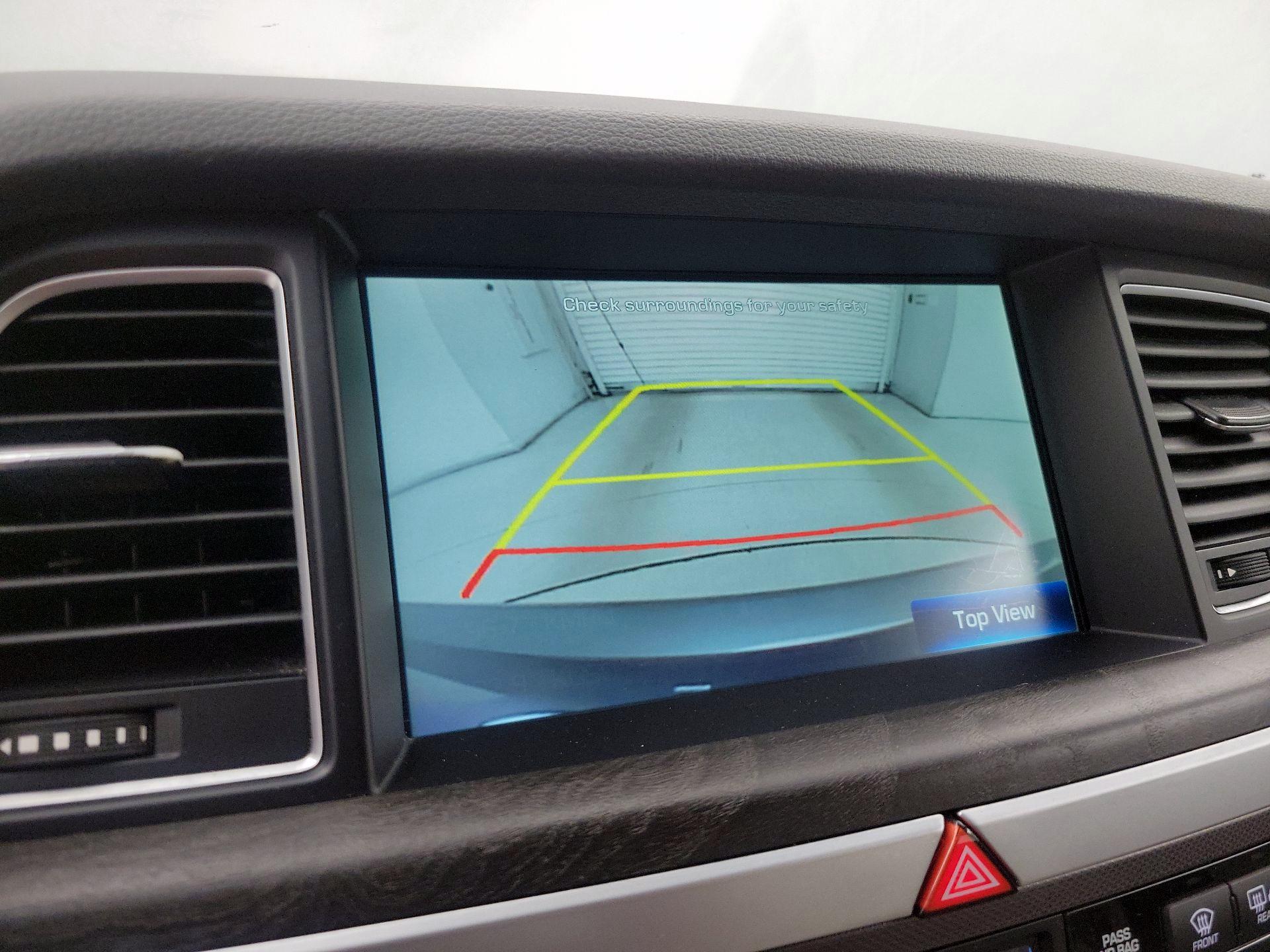 Thumbnail: 2015 Hyundai Genesis - 15