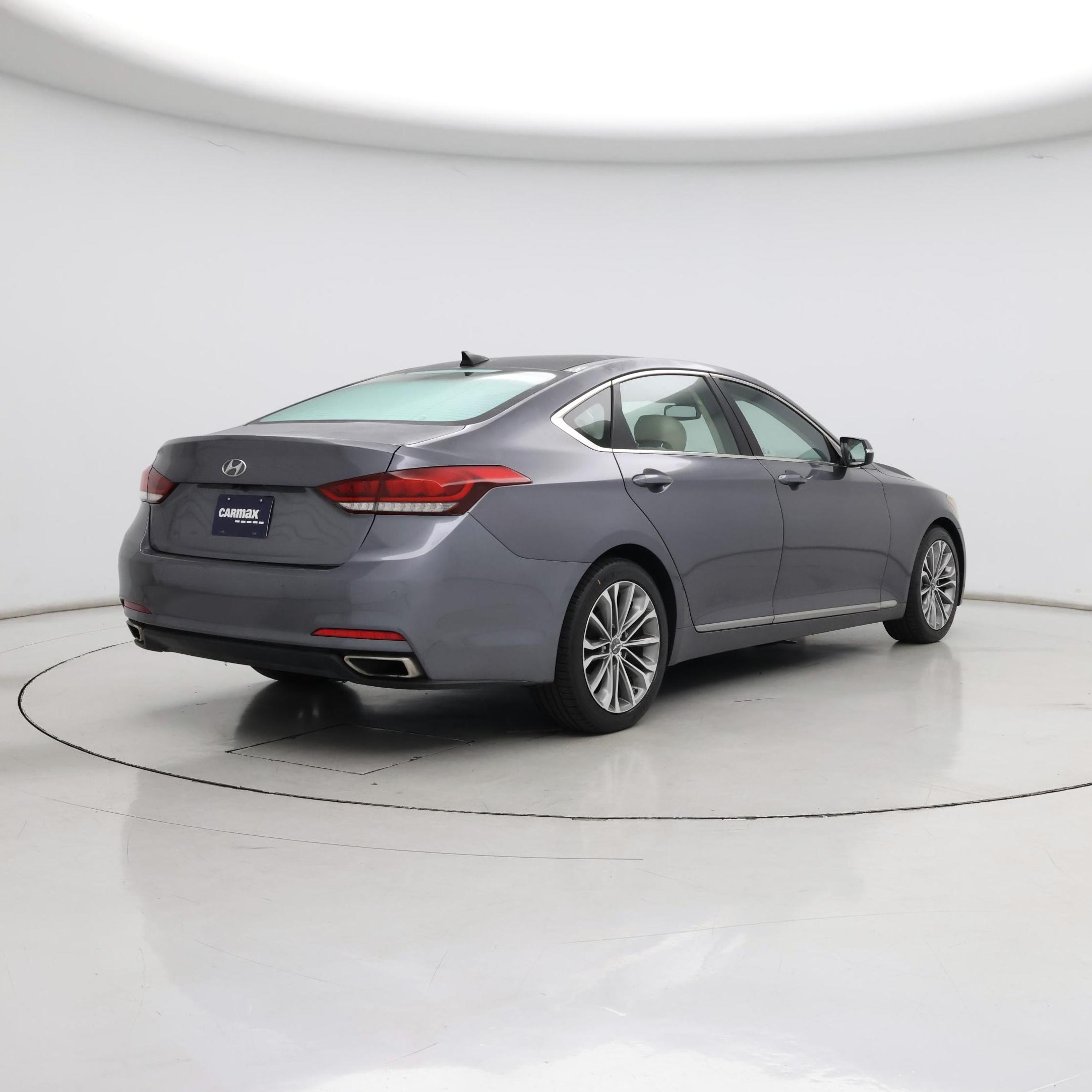 Thumbnail: 2015 Hyundai Genesis - 8