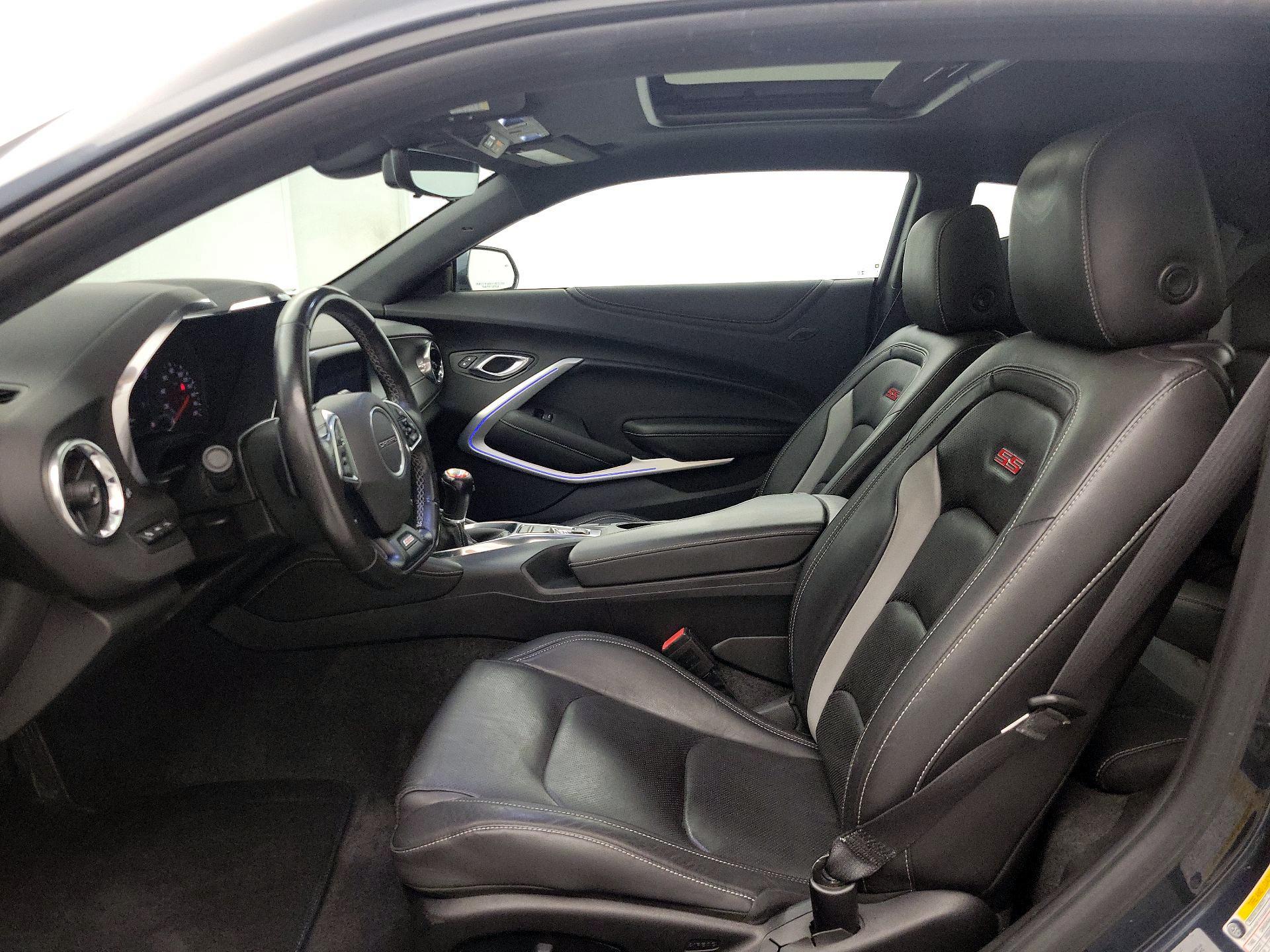 Thumbnail: 2019 Chevrolet Camaro - 11
