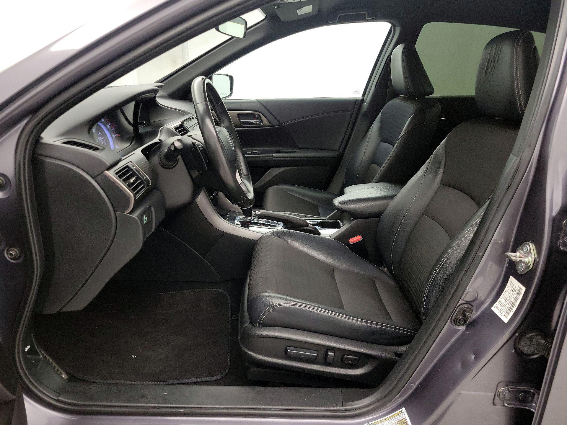 Thumbnail: 2016 Honda Accord - 11