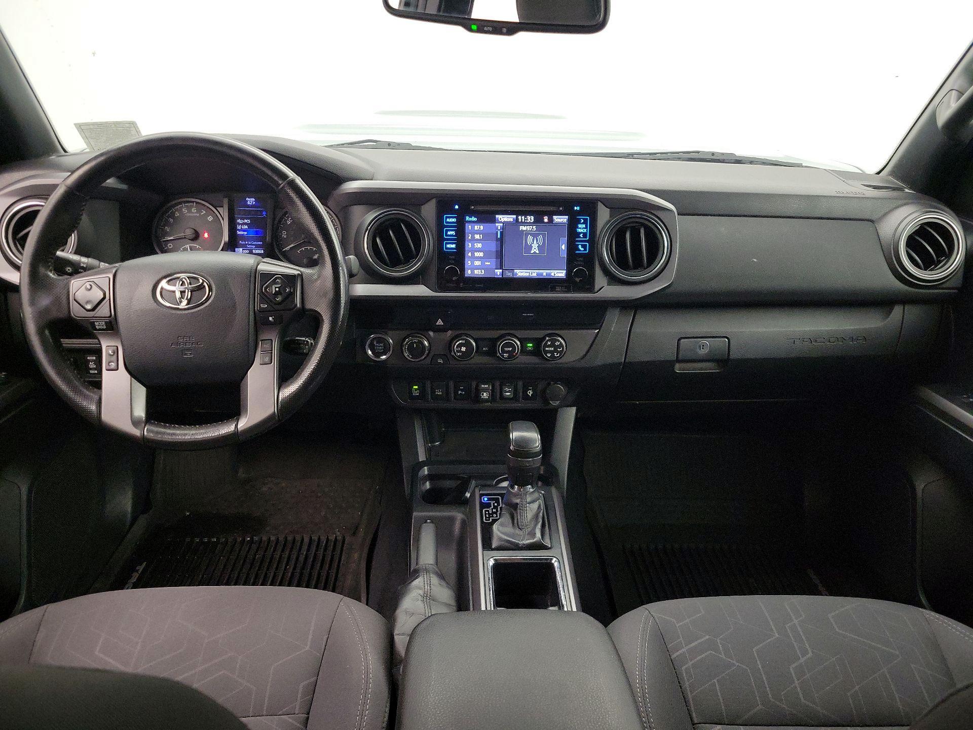 Thumbnail: 2019 Toyota Tacoma - 9
