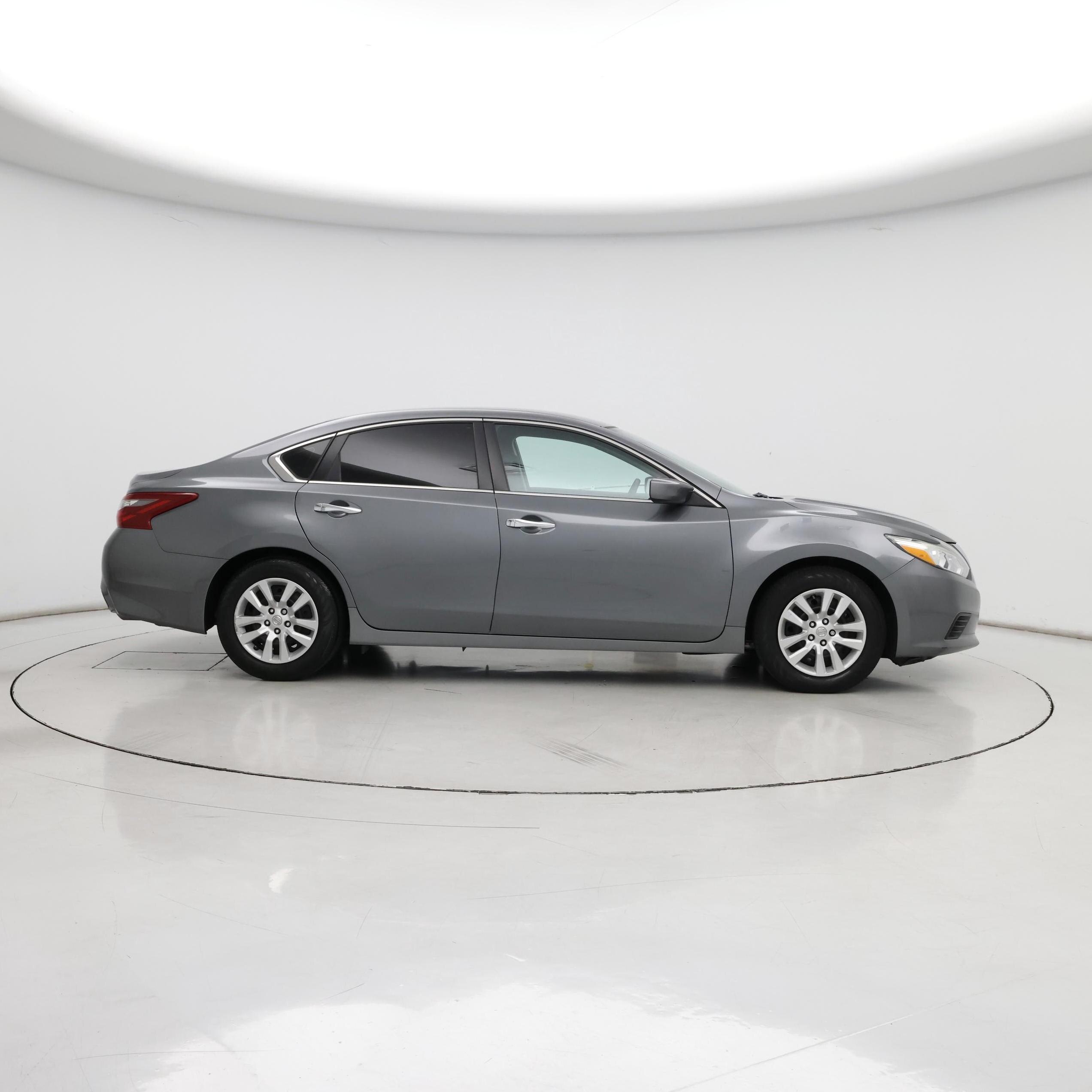 Thumbnail: 2018 Nissan Altima - 7