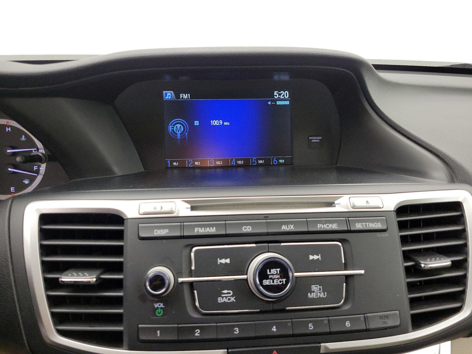 Thumbnail: 2015 Honda Accord - 15