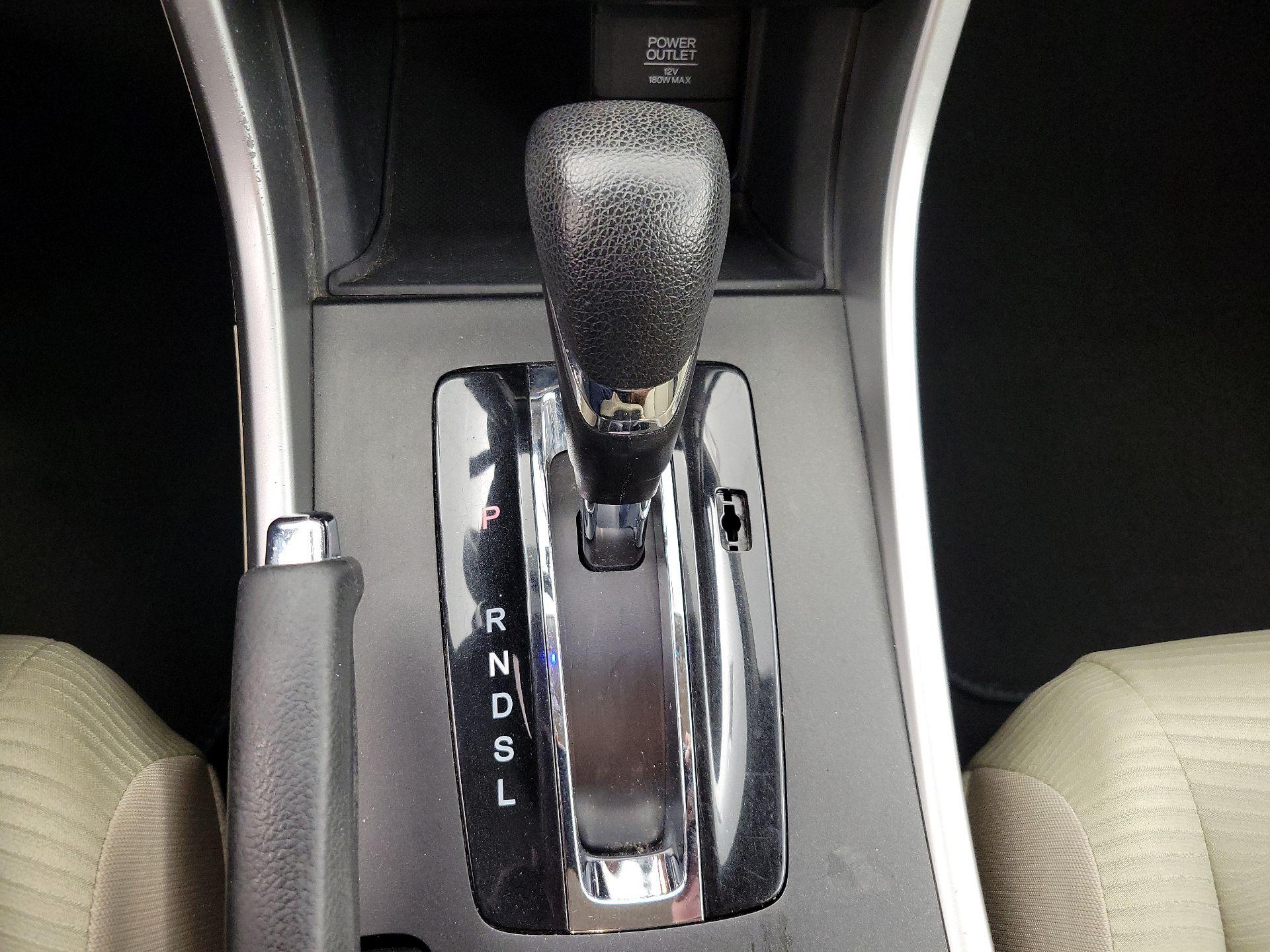 Thumbnail: 2015 Honda Accord - 17