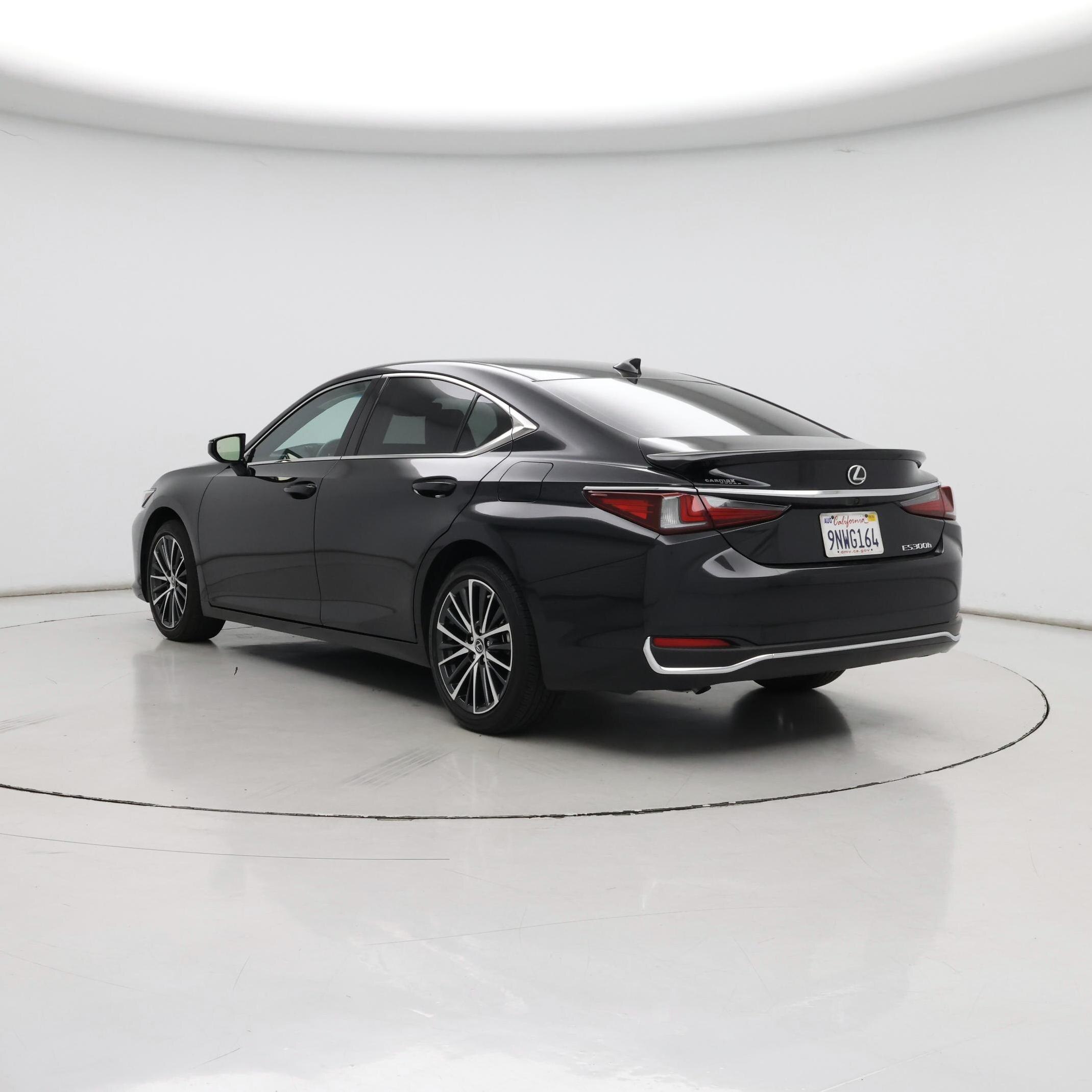 Thumbnail: 2024 Lexus ES - 2