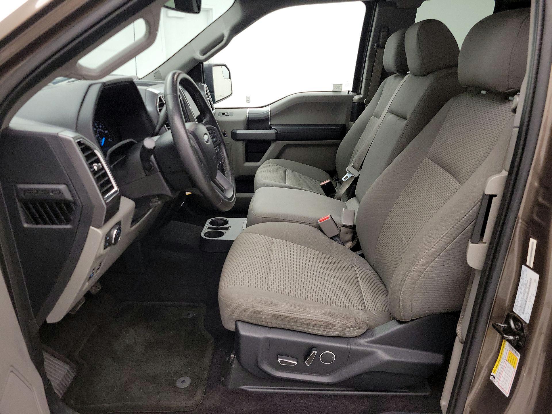 Thumbnail: 2016 Ford F-150 - 11